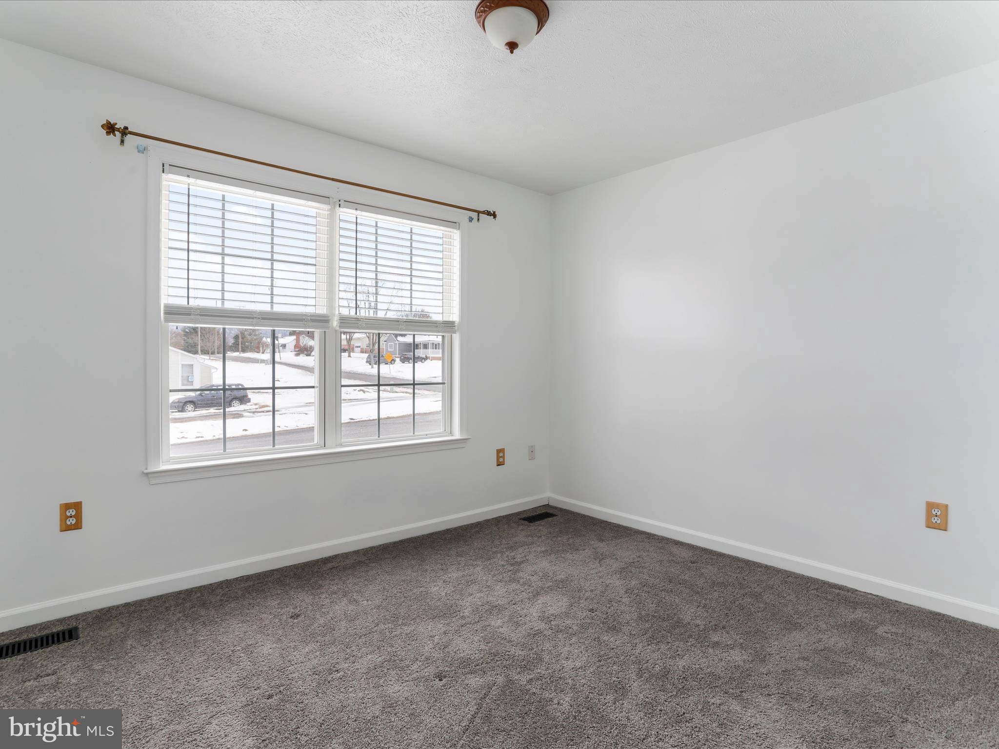 FRIENDSHIP - Residential