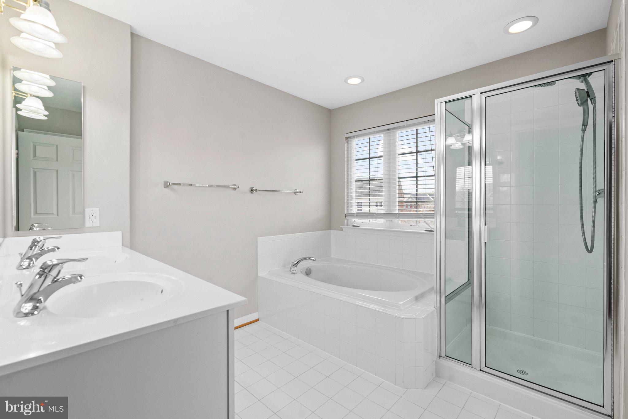 PORT POTOMAC - Residential