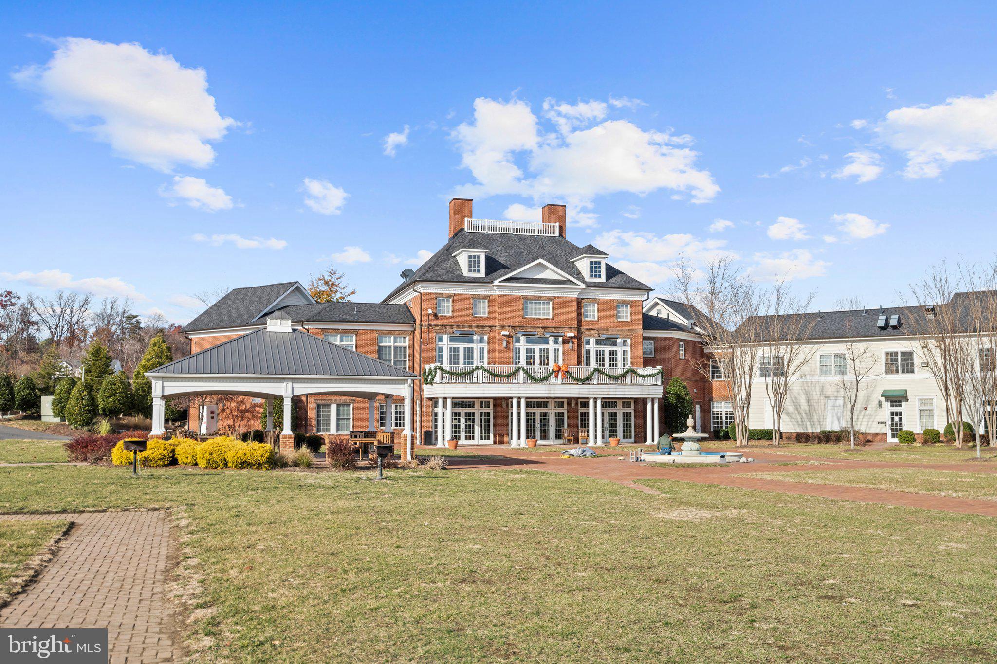 PORT POTOMAC - Residential