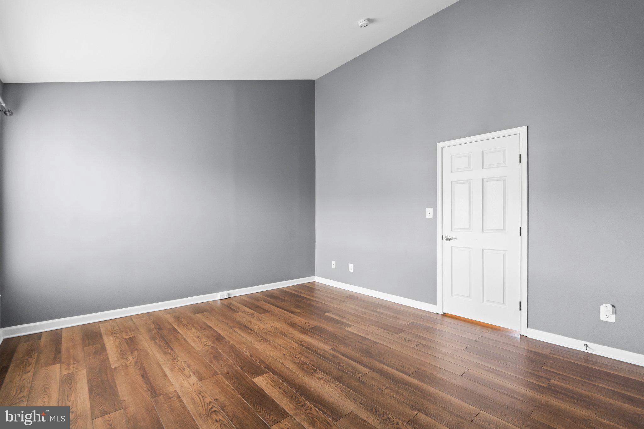 PORT POTOMAC - Residential