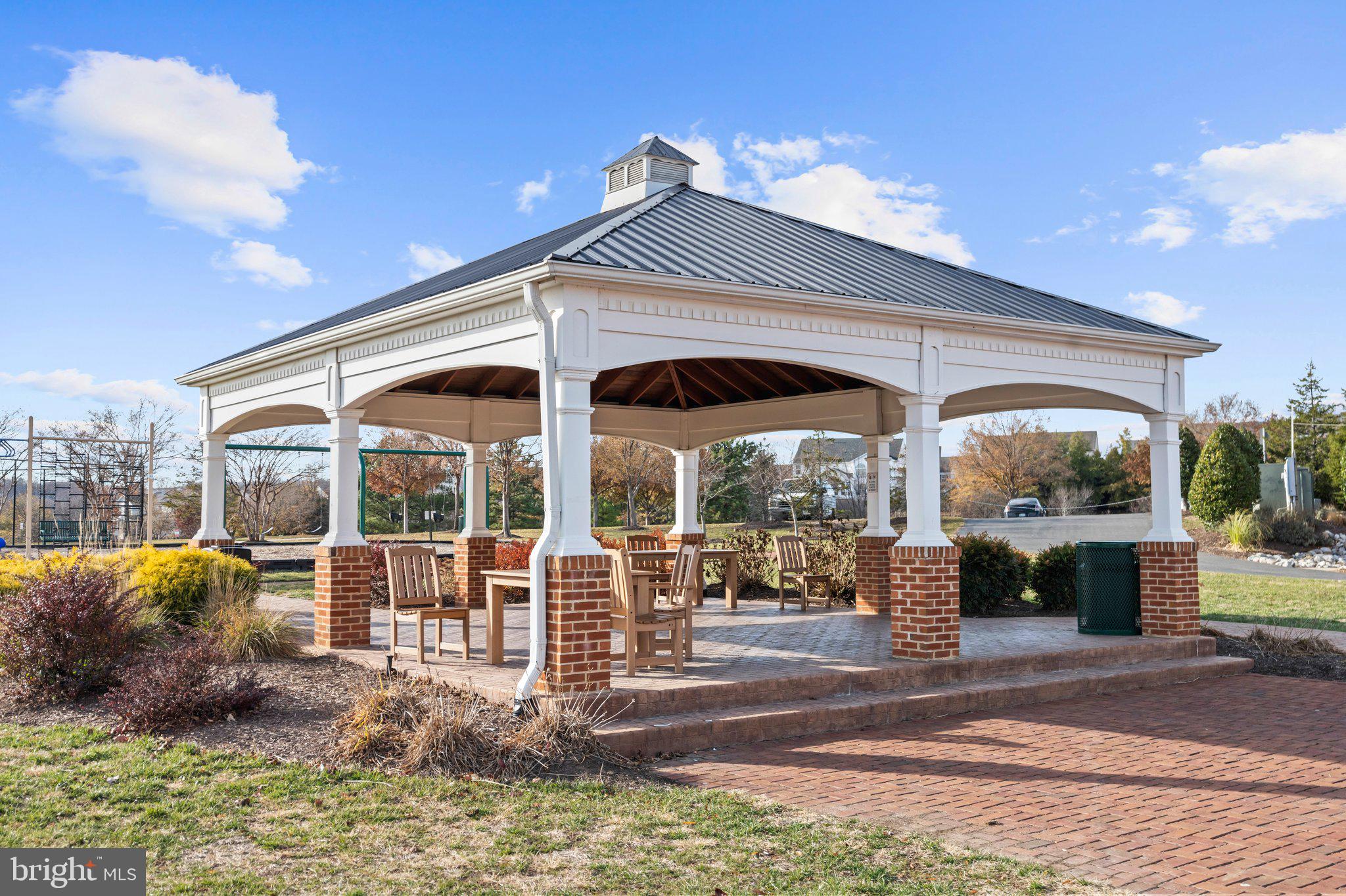 PORT POTOMAC - Residential