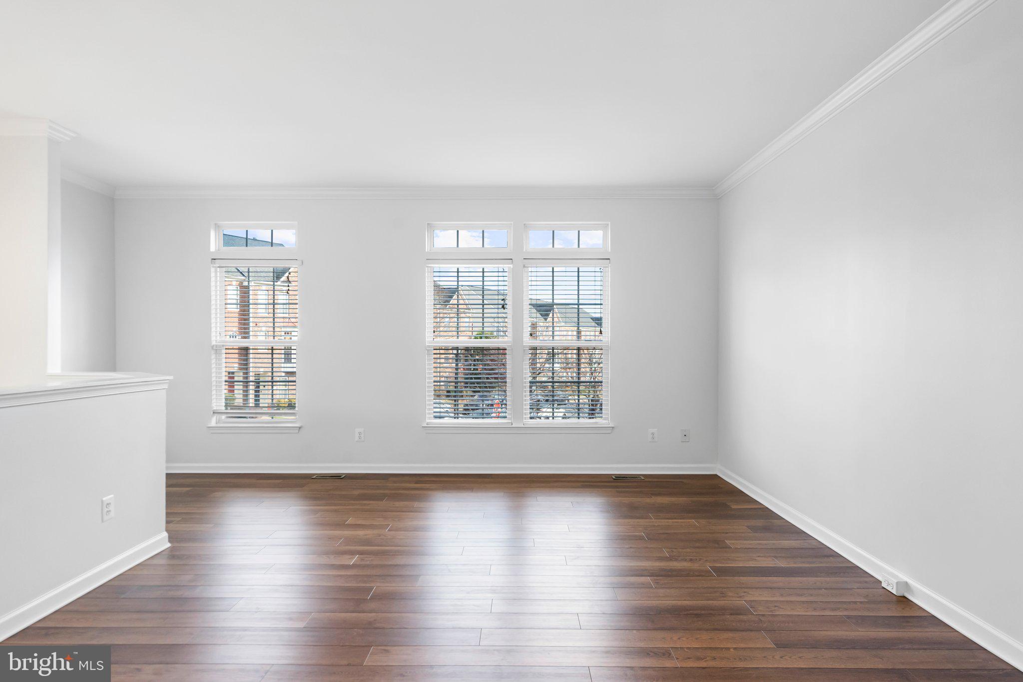 PORT POTOMAC - Residential