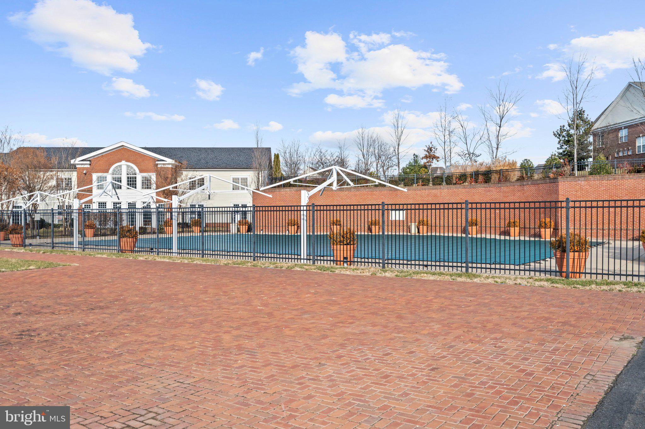 PORT POTOMAC - Residential