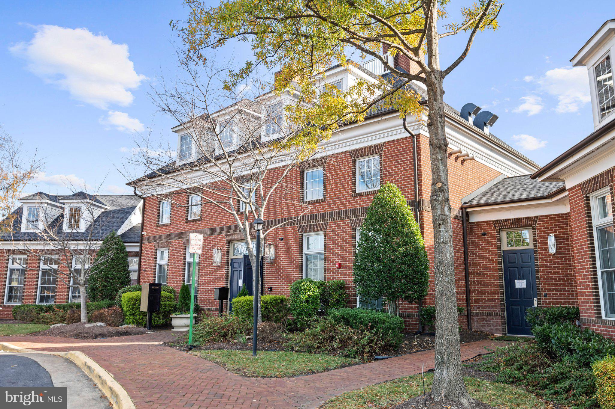 PORT POTOMAC - Residential