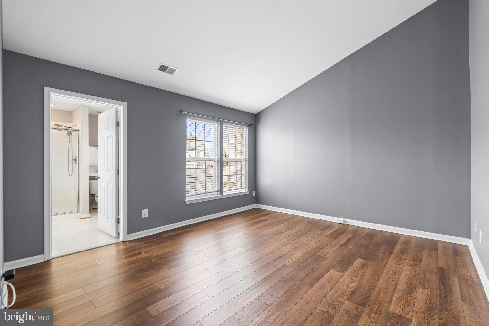 PORT POTOMAC - Residential