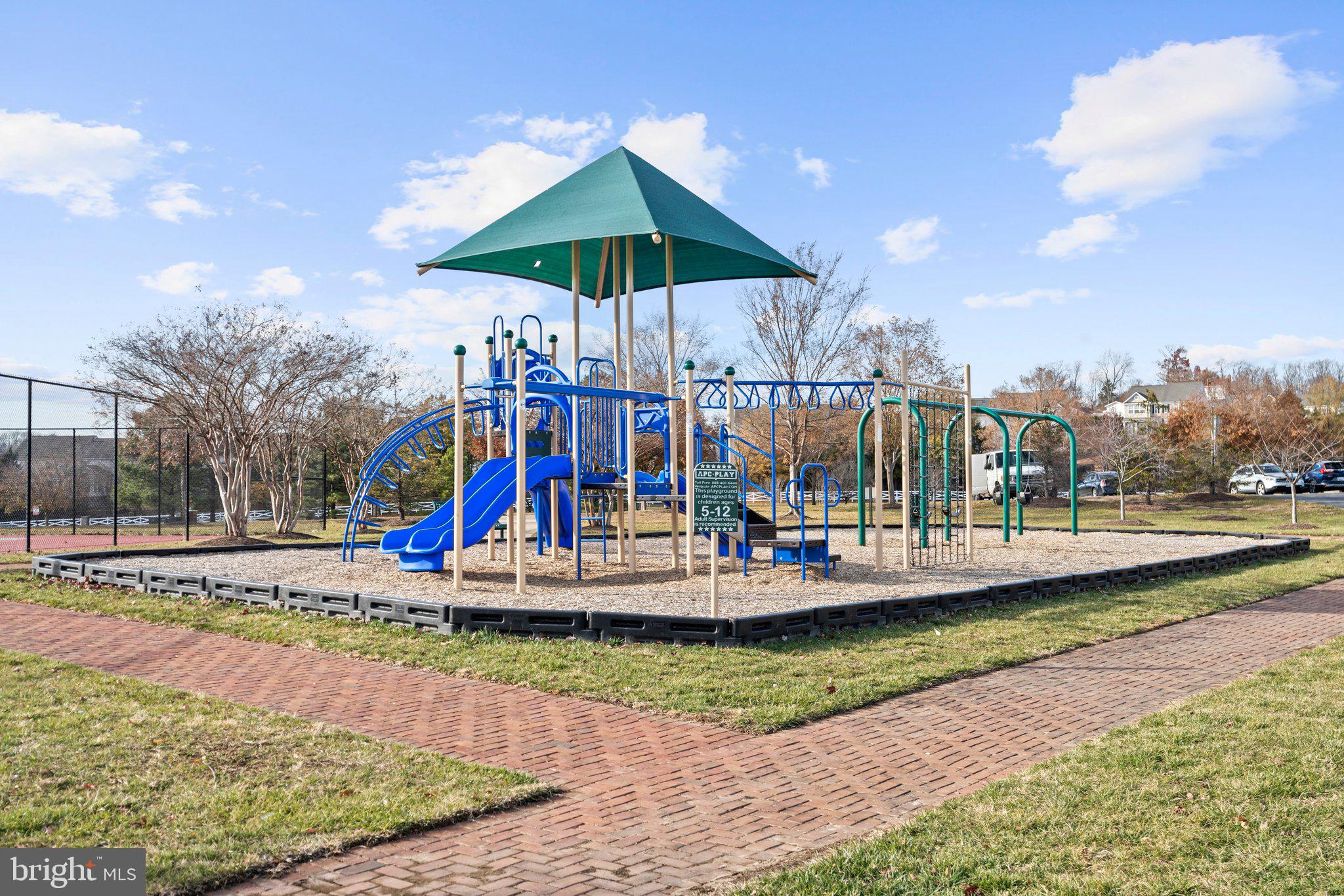 PORT POTOMAC - Residential