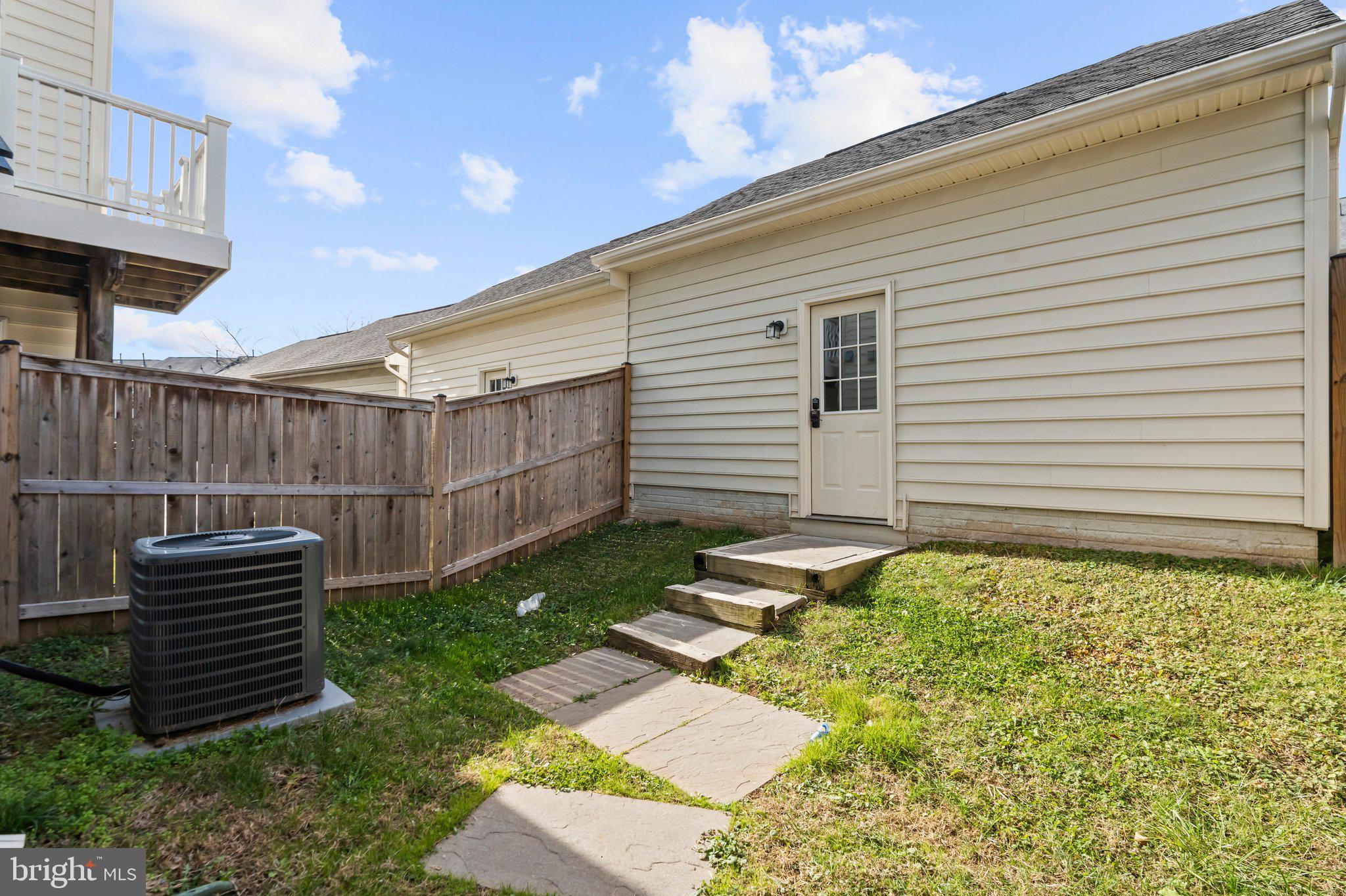 PORT POTOMAC - Residential