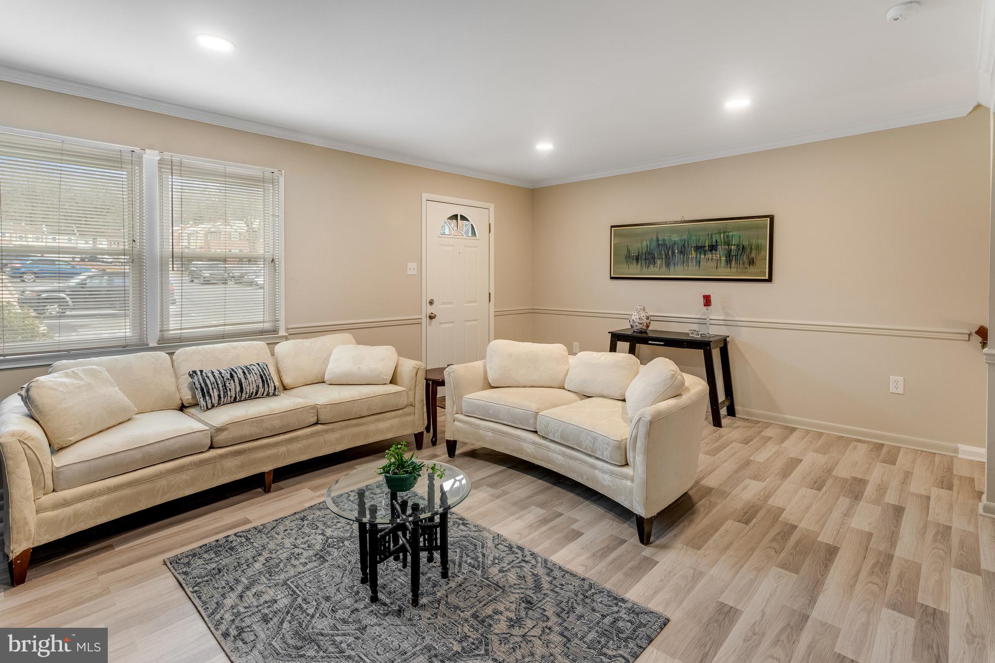 DALE CITY - Residential