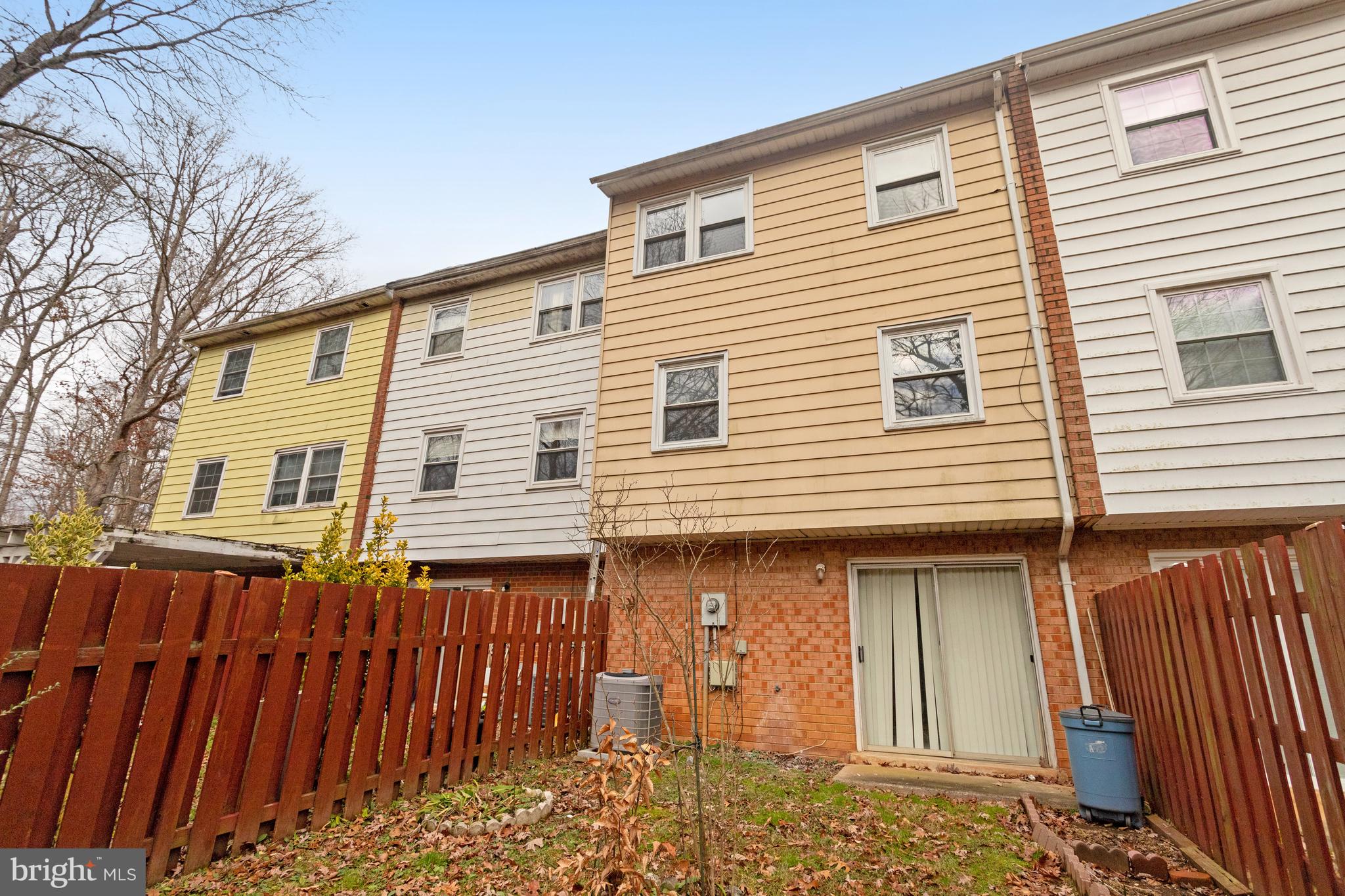 DALE CITY - Residential