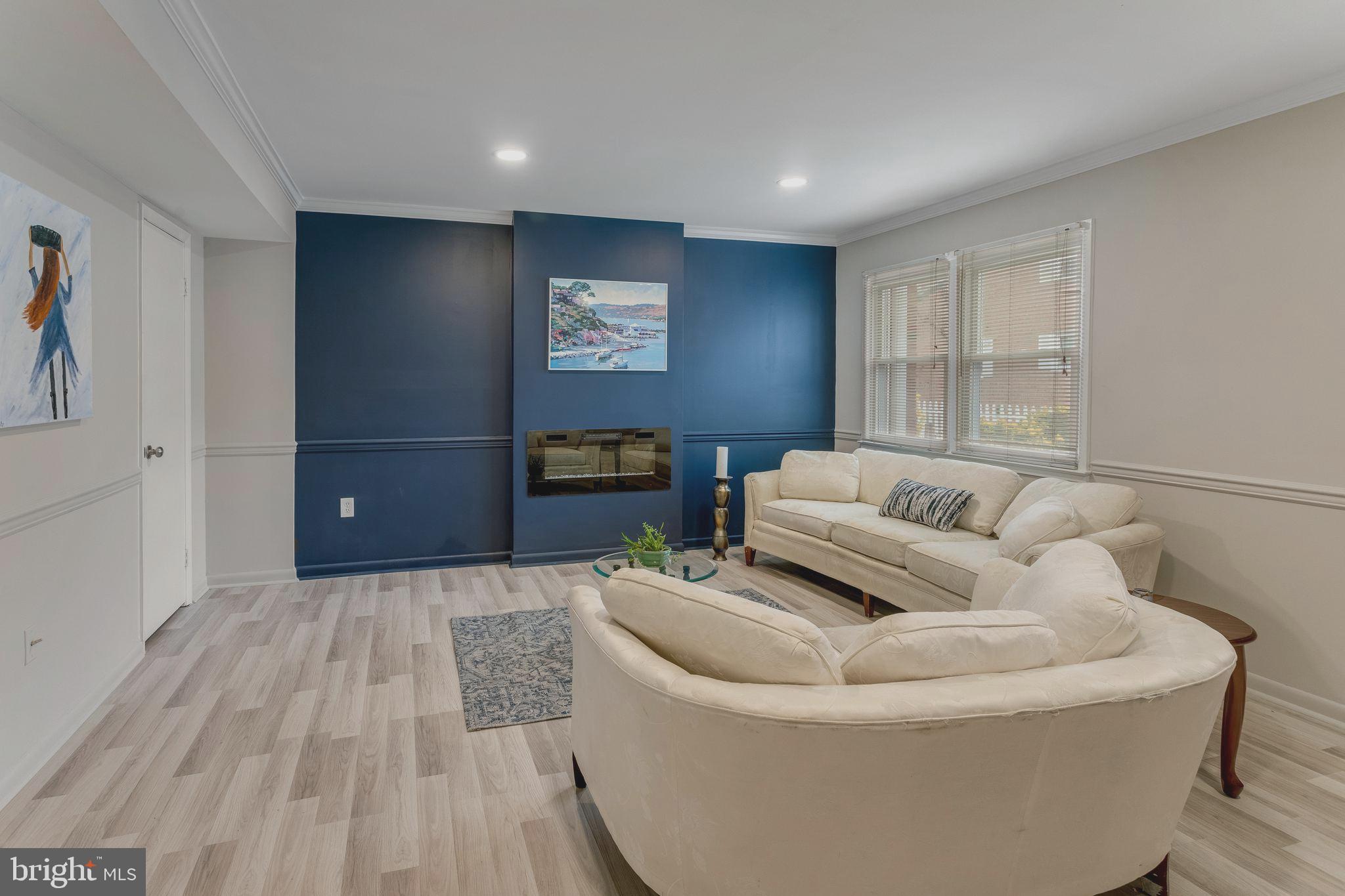 DALE CITY - Residential