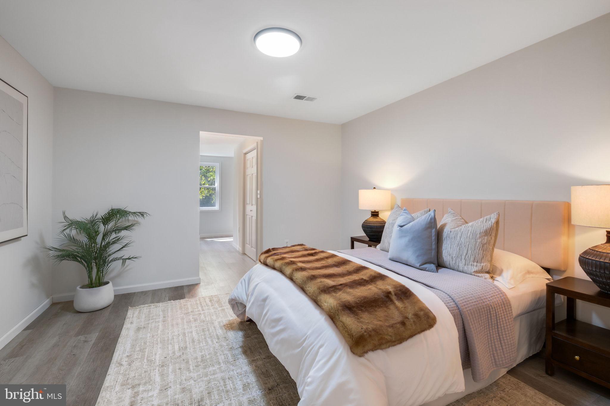 SADDLEBROOK - Residential