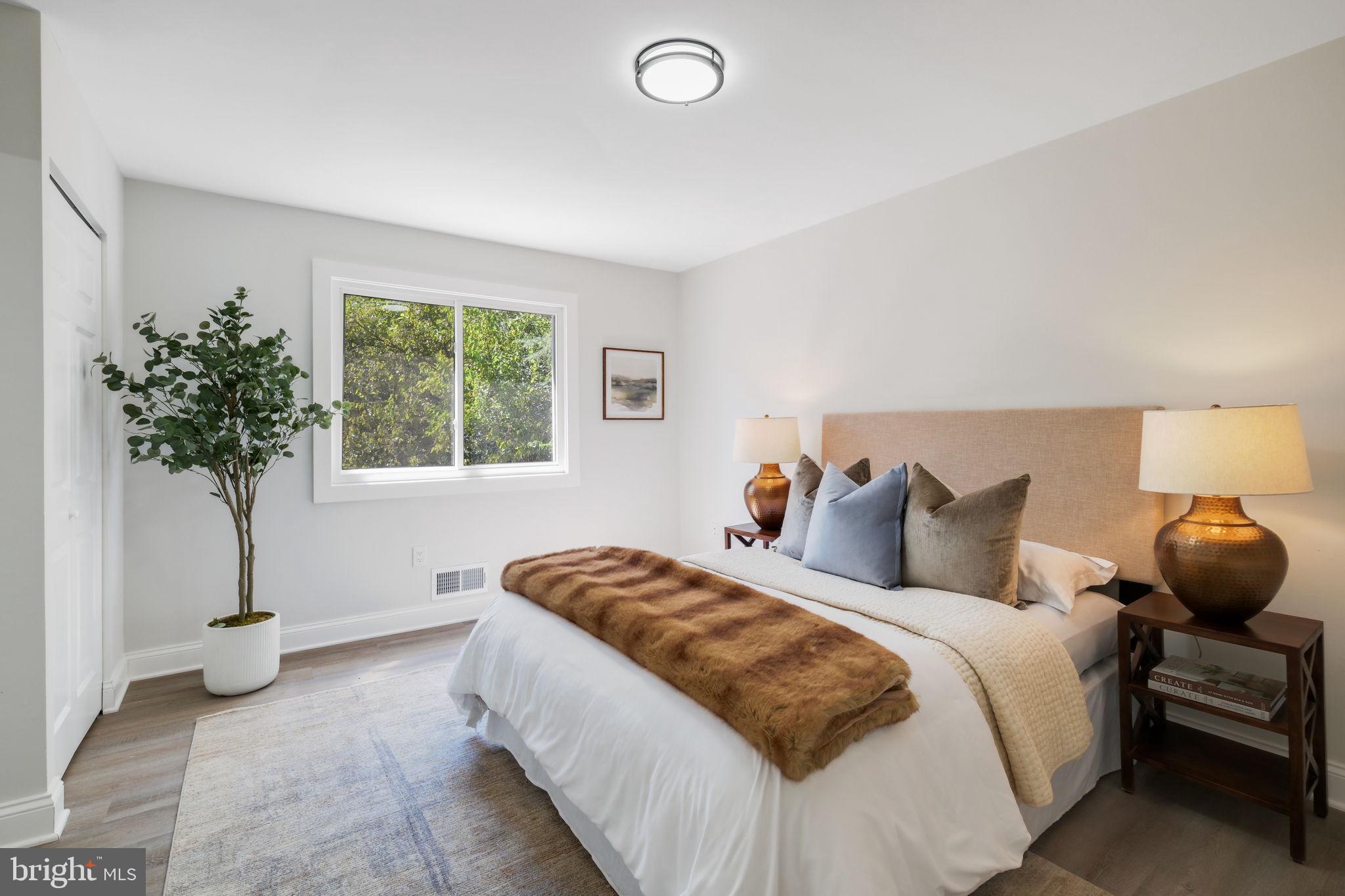 SADDLEBROOK - Residential