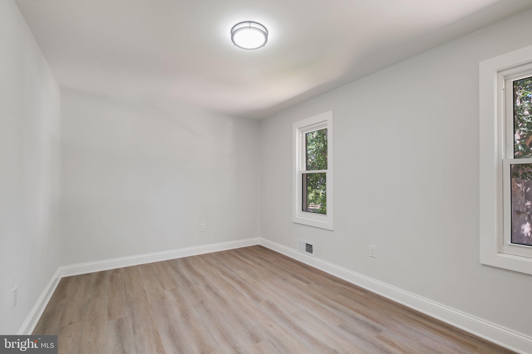 SADDLEBROOK - Residential