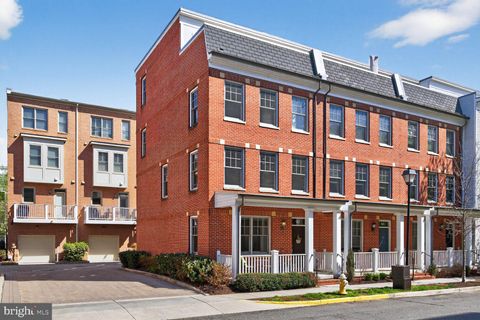 Photo of 917 Parker Gray School Way, ALEXANDRIA, VA 22314 (MLS # VAAX2060558)