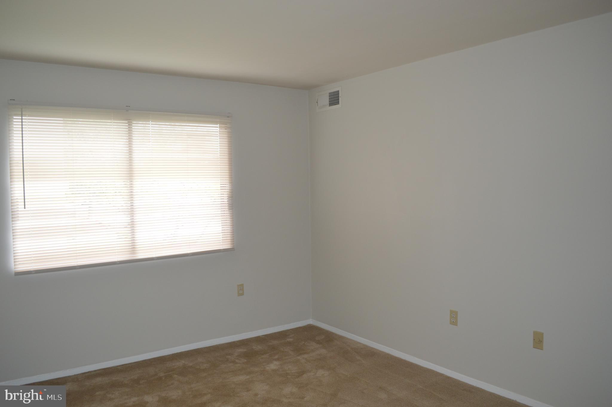 OCCOQUAN RIDGE CONDO - Residential Lease