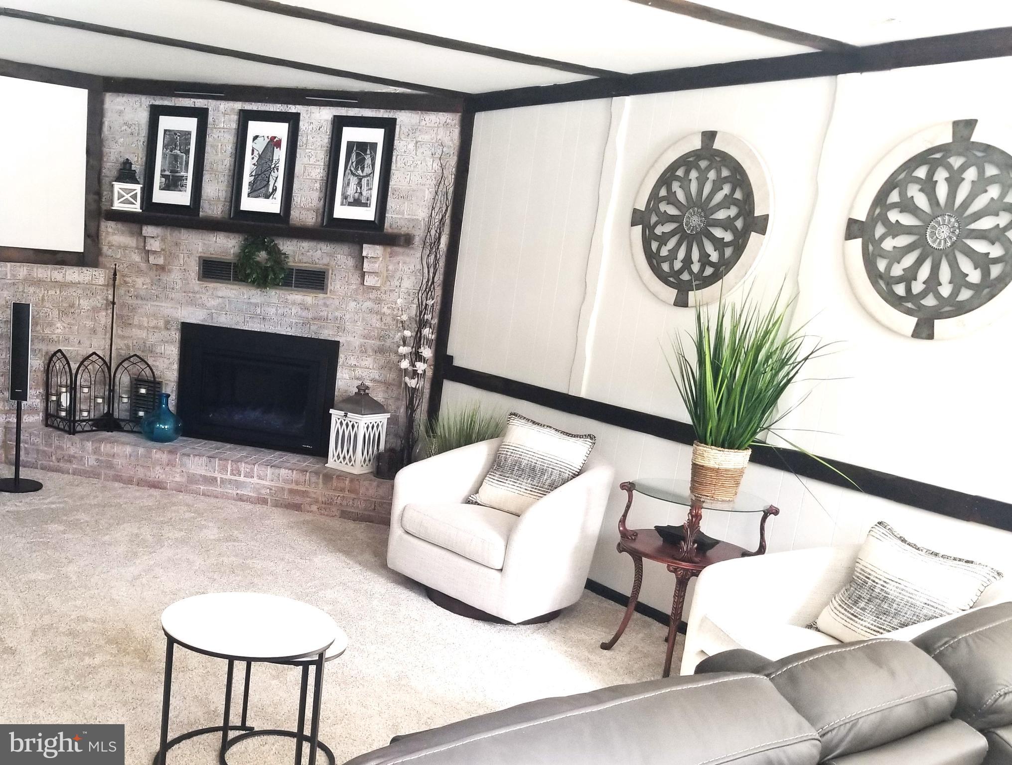 RUNNING BROOK - Residential