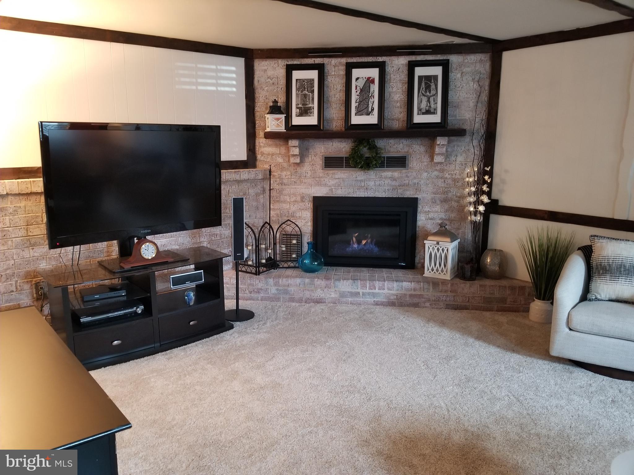 RUNNING BROOK - Residential