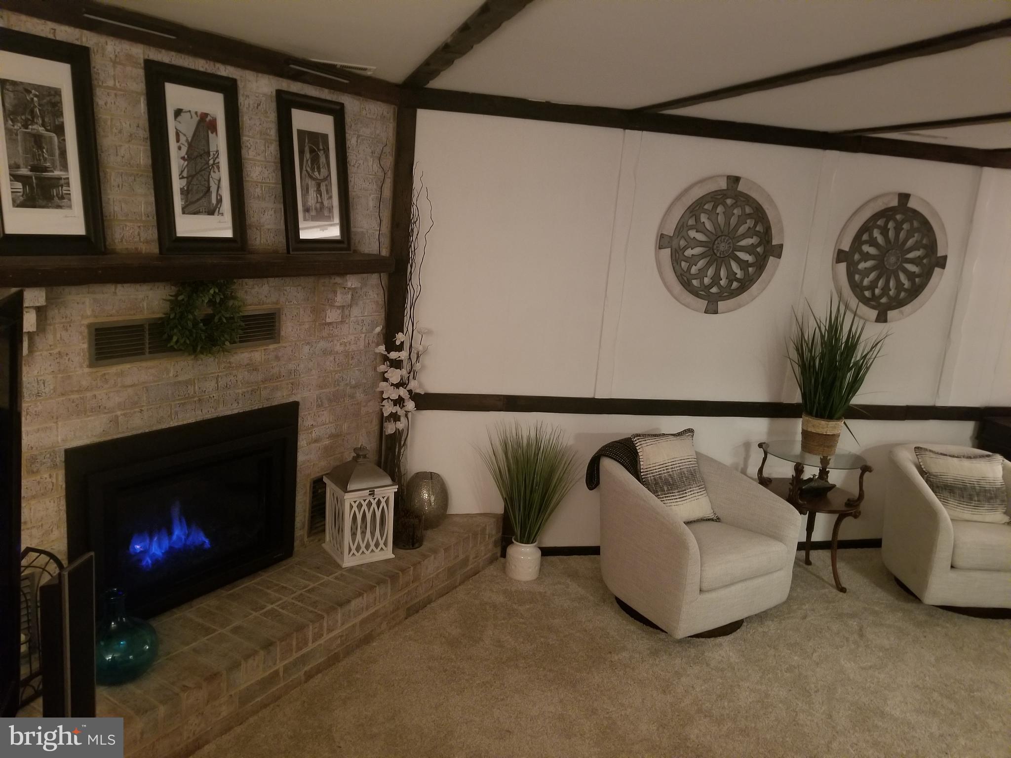 RUNNING BROOK - Residential