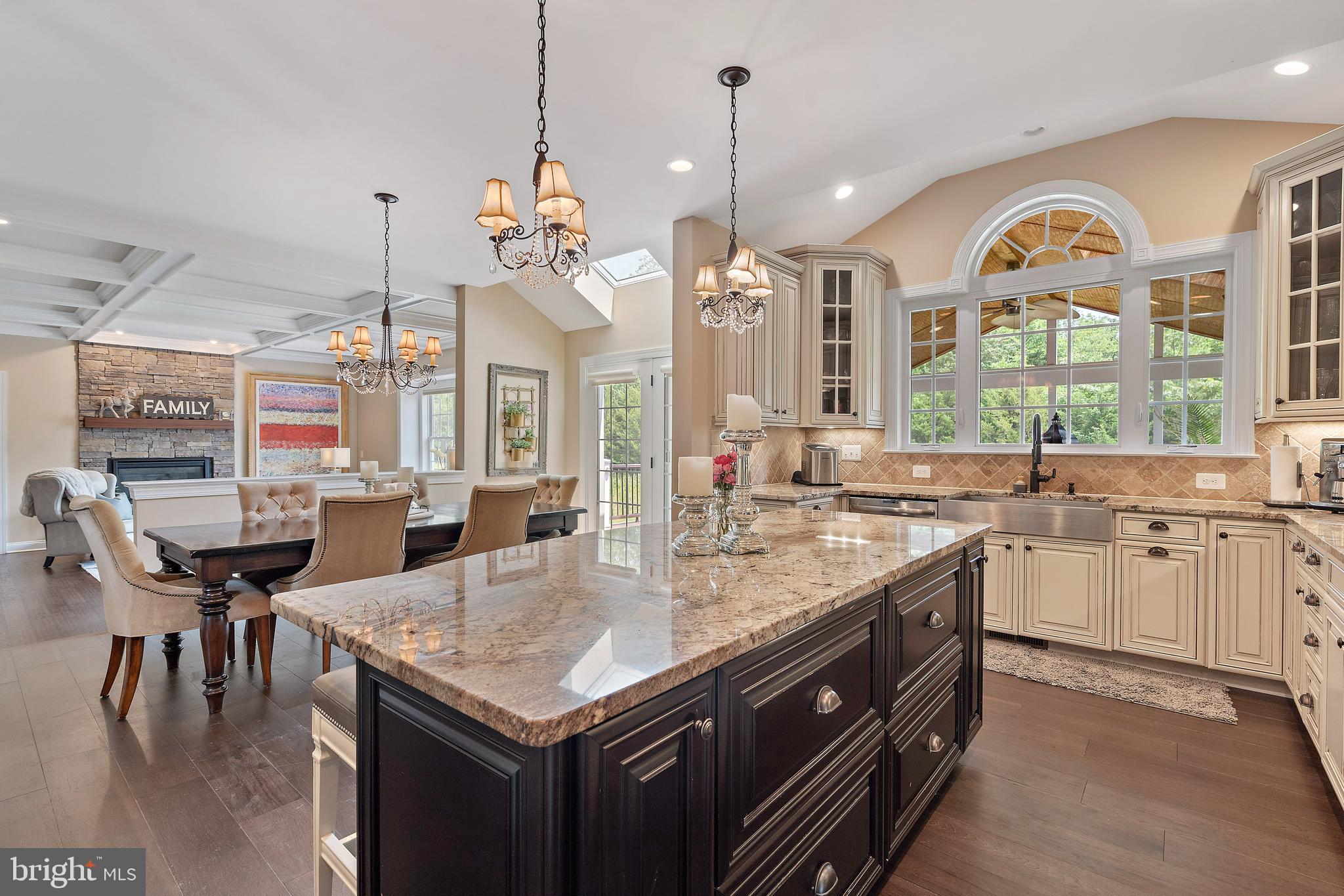 41517 DEER POINT COURT