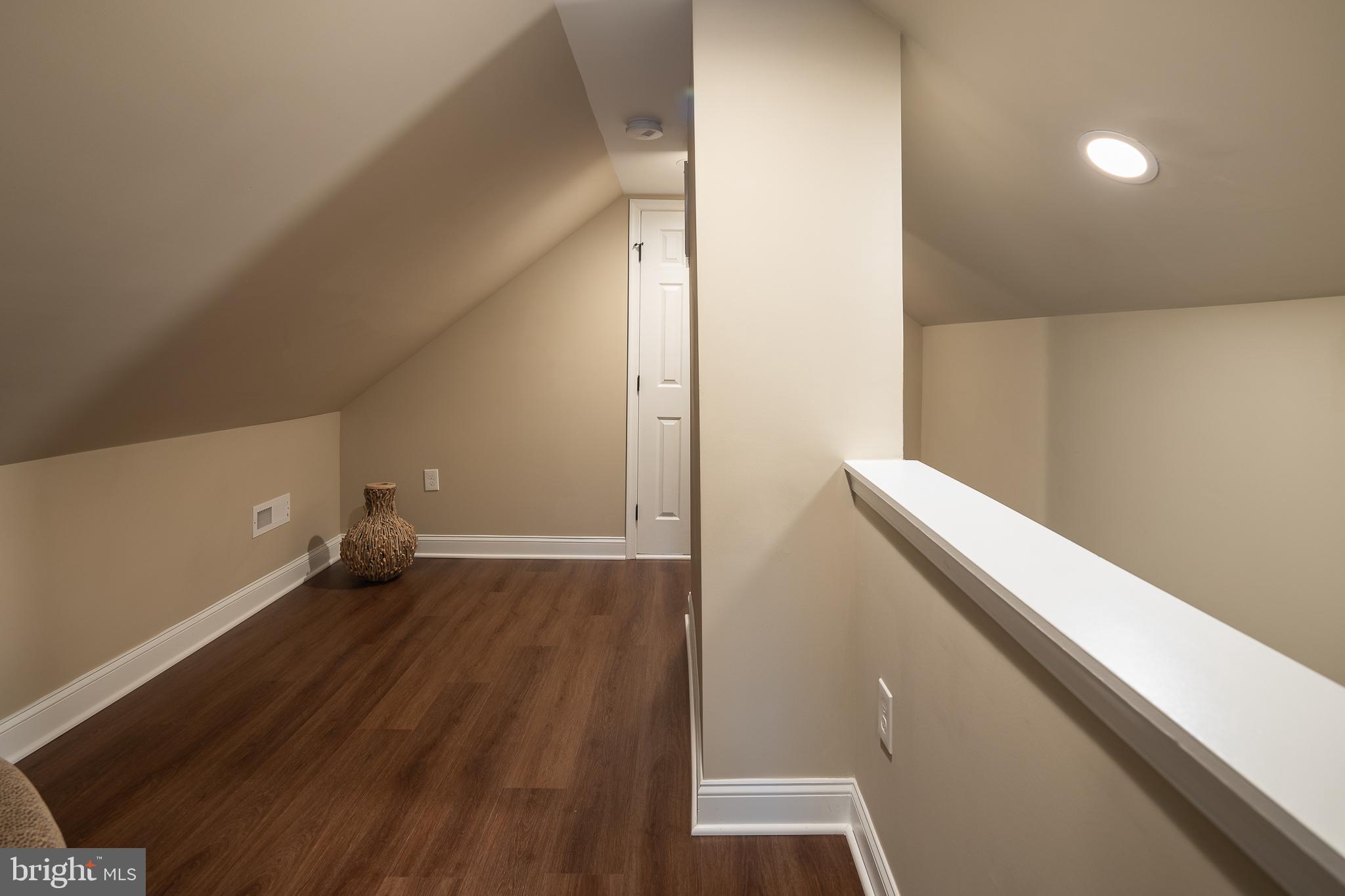 BEL AIR - Residential