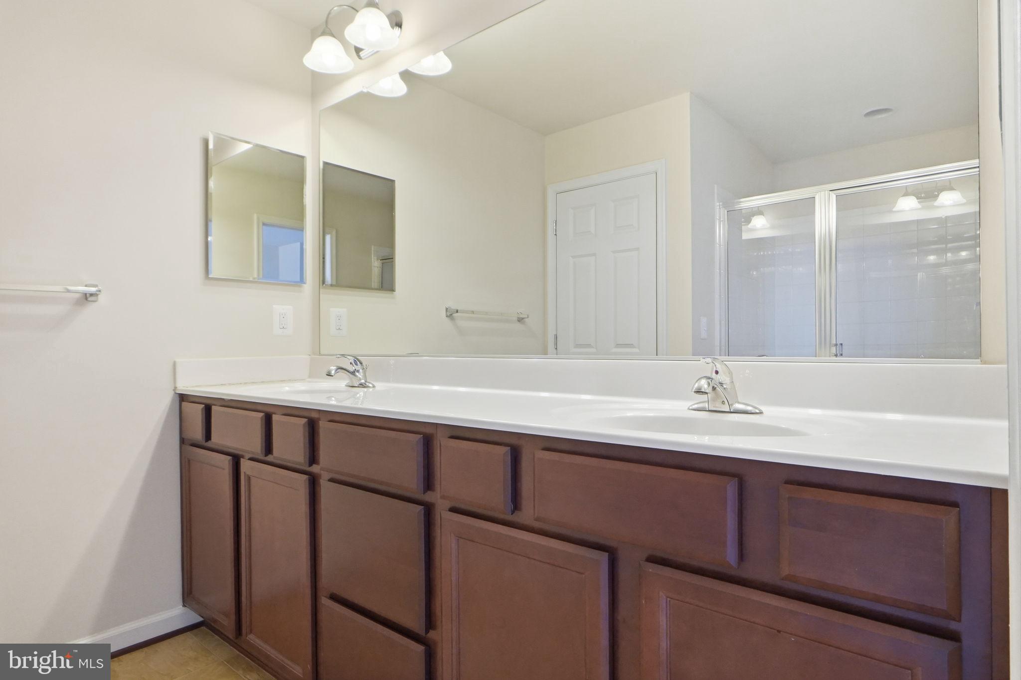 SNOWDEN BRIDGE - Residential