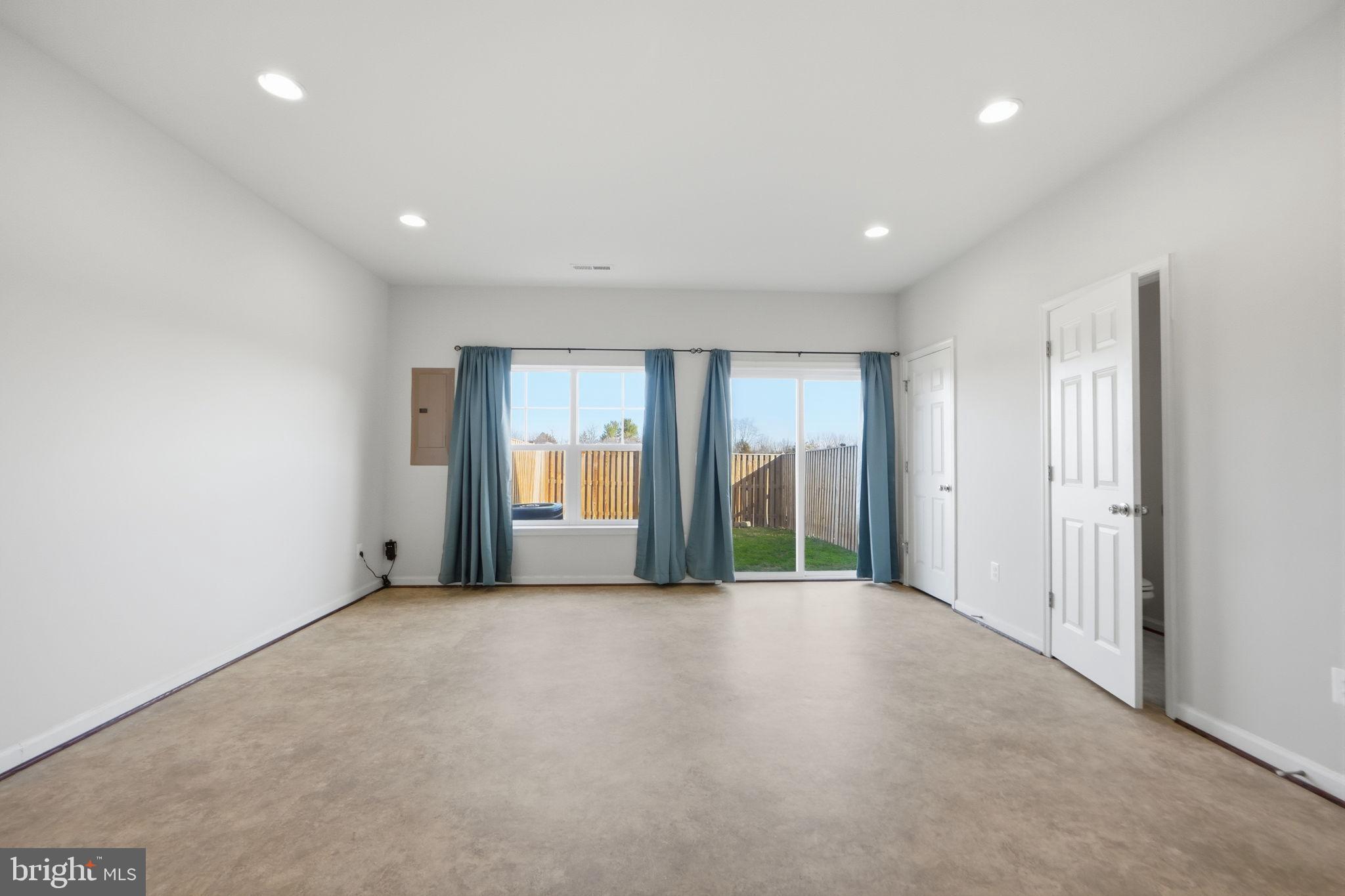 SNOWDEN BRIDGE - Residential