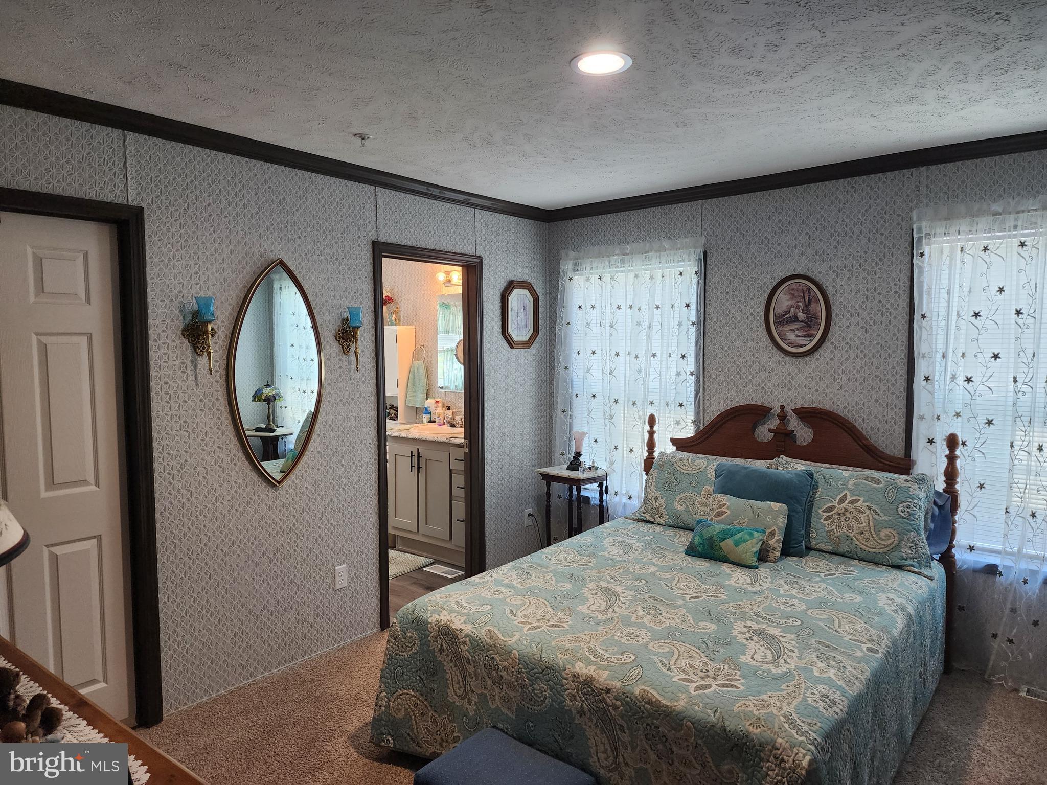 NORTH END - Residential