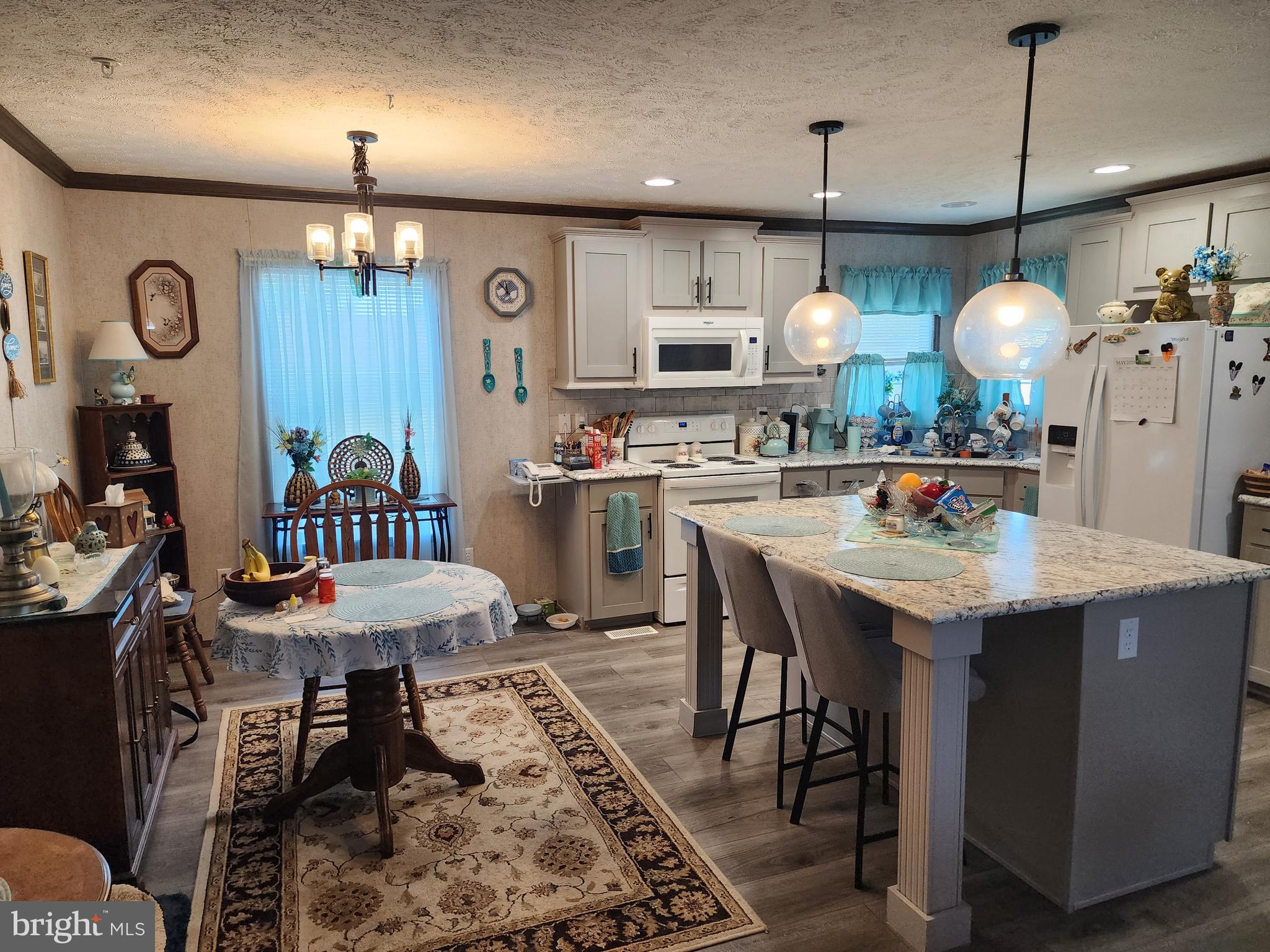 NORTH END - Residential