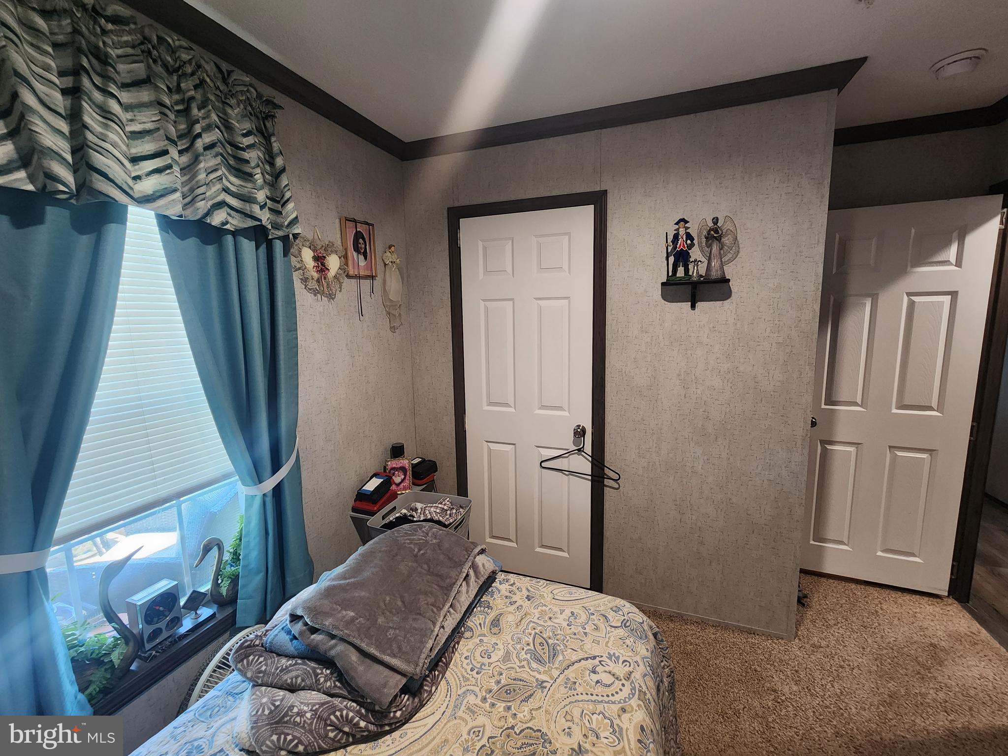 NORTH END - Residential