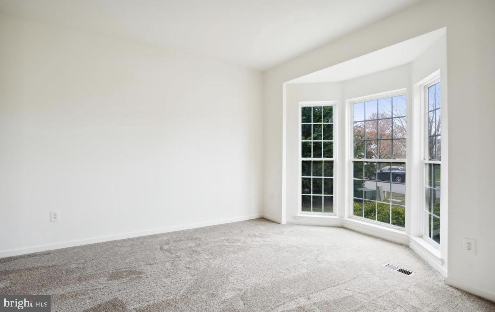 COVENTRY FARMS - Residential