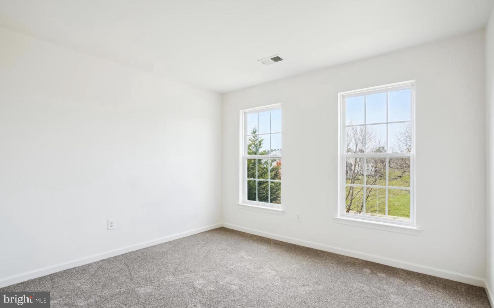 COVENTRY FARMS - Residential