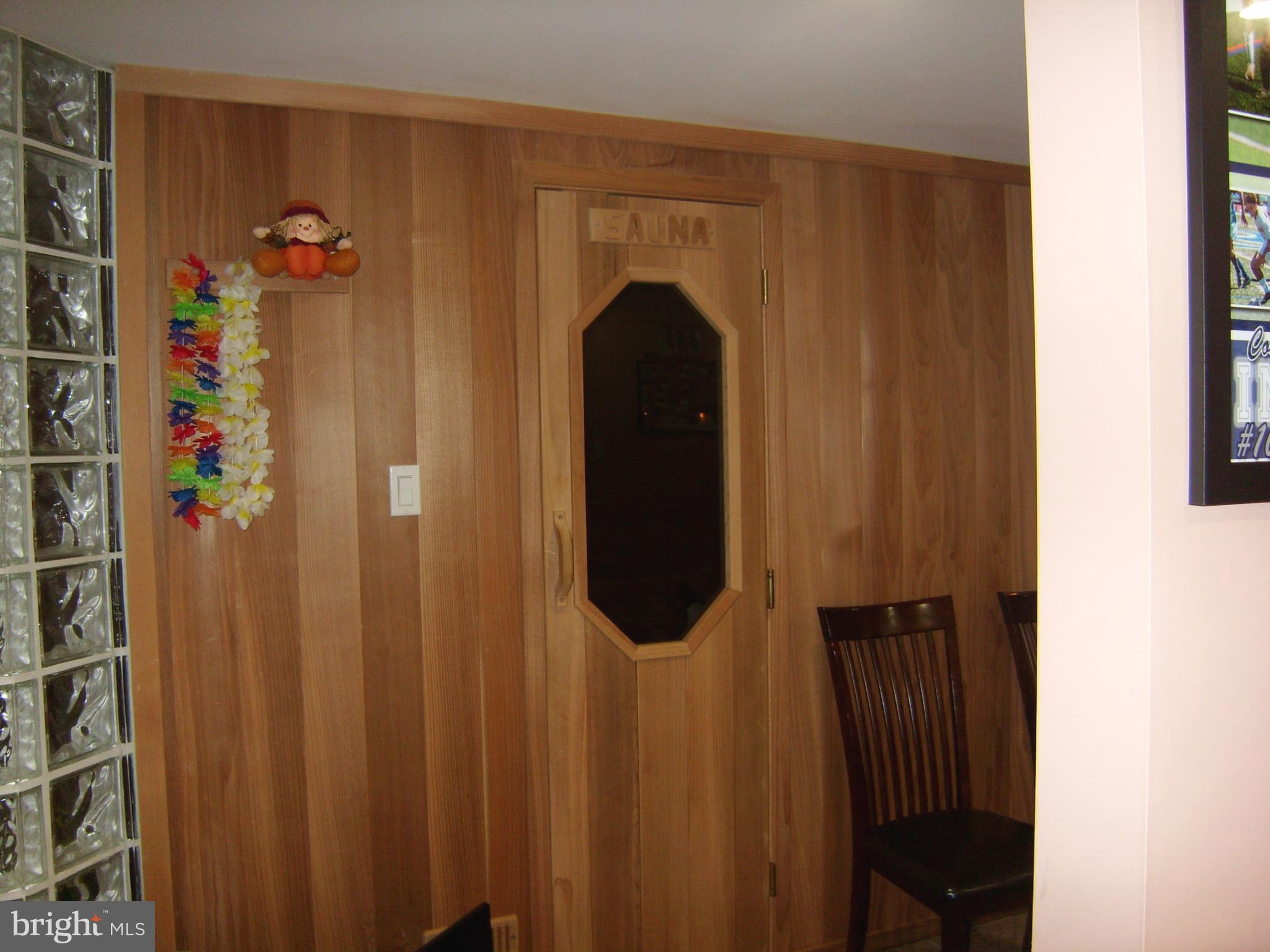 WILTSHIRE WALK - Residential Lease