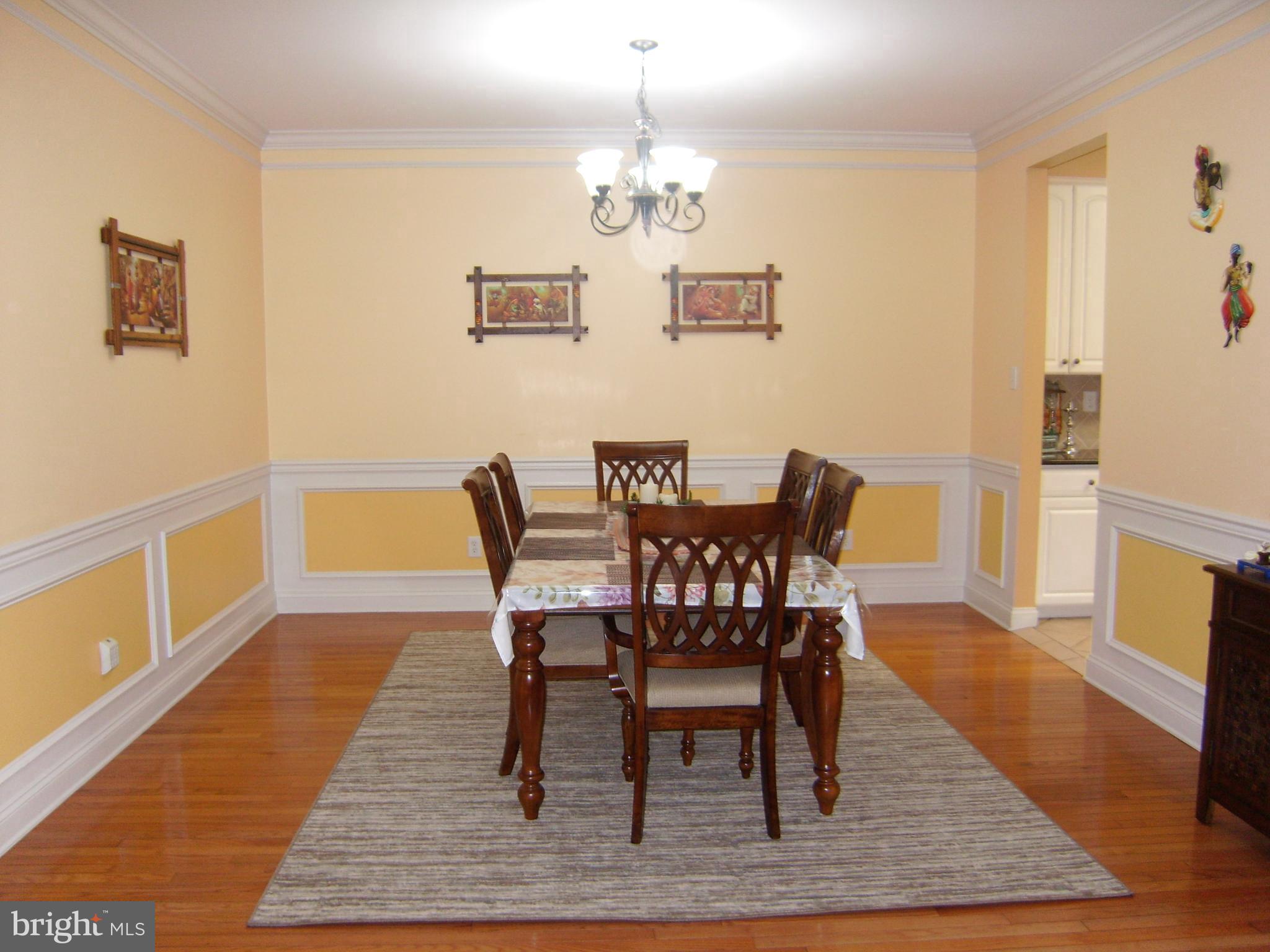 WILTSHIRE WALK - Residential Lease