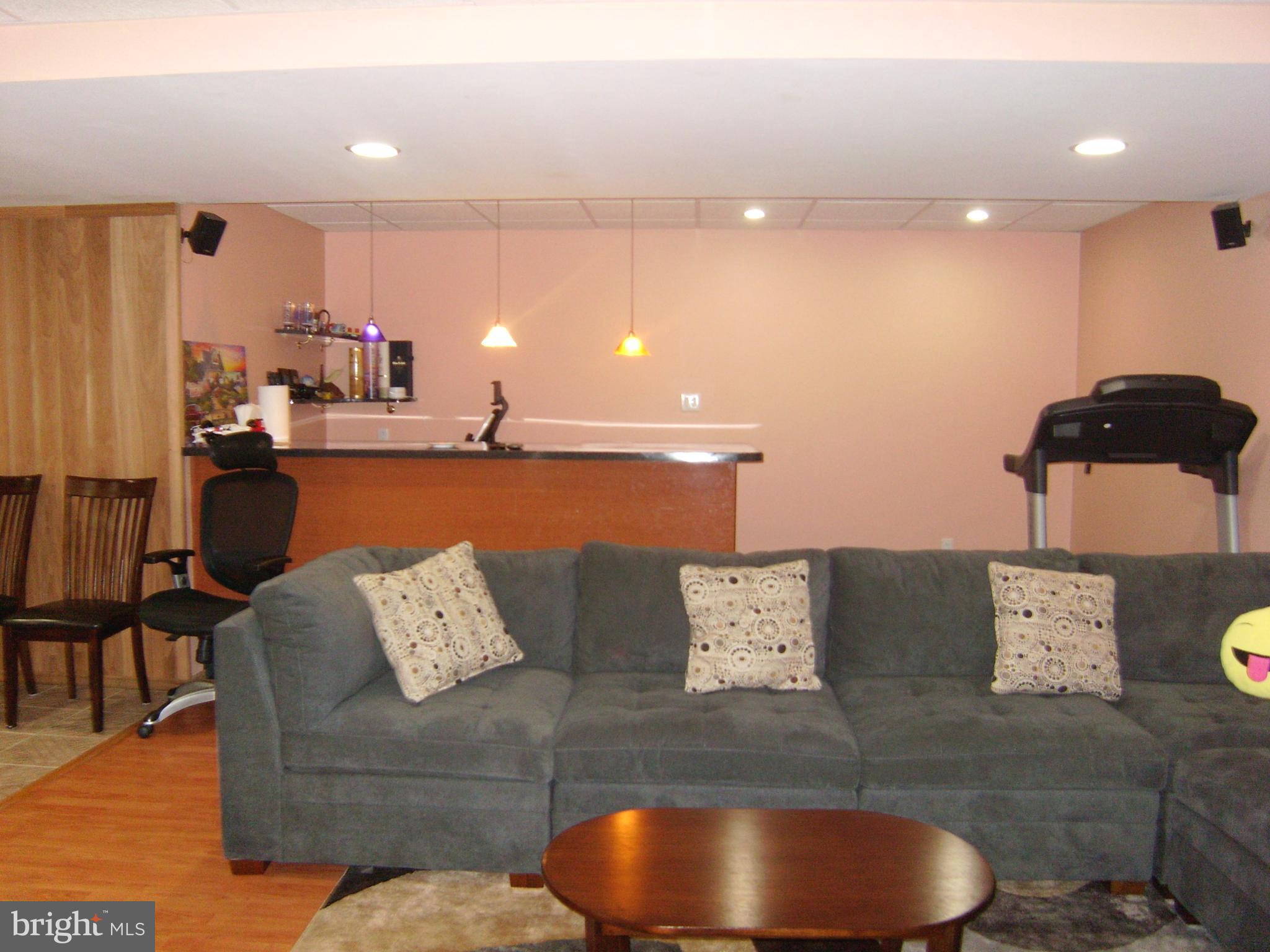 WILTSHIRE WALK - Residential Lease