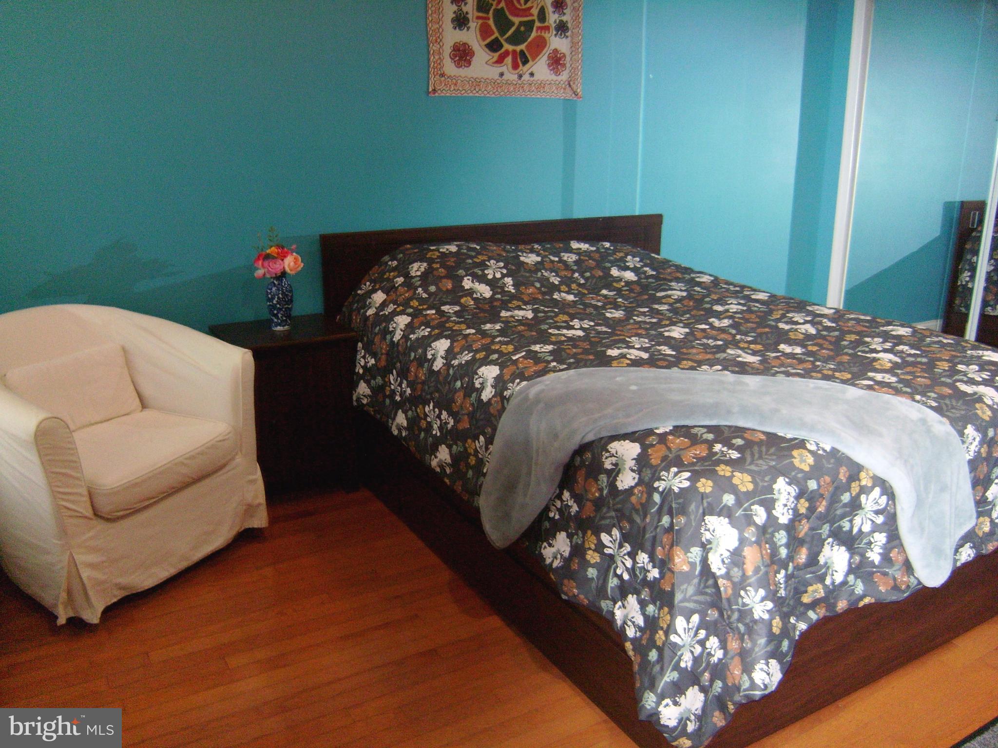 WILTSHIRE WALK - Residential Lease