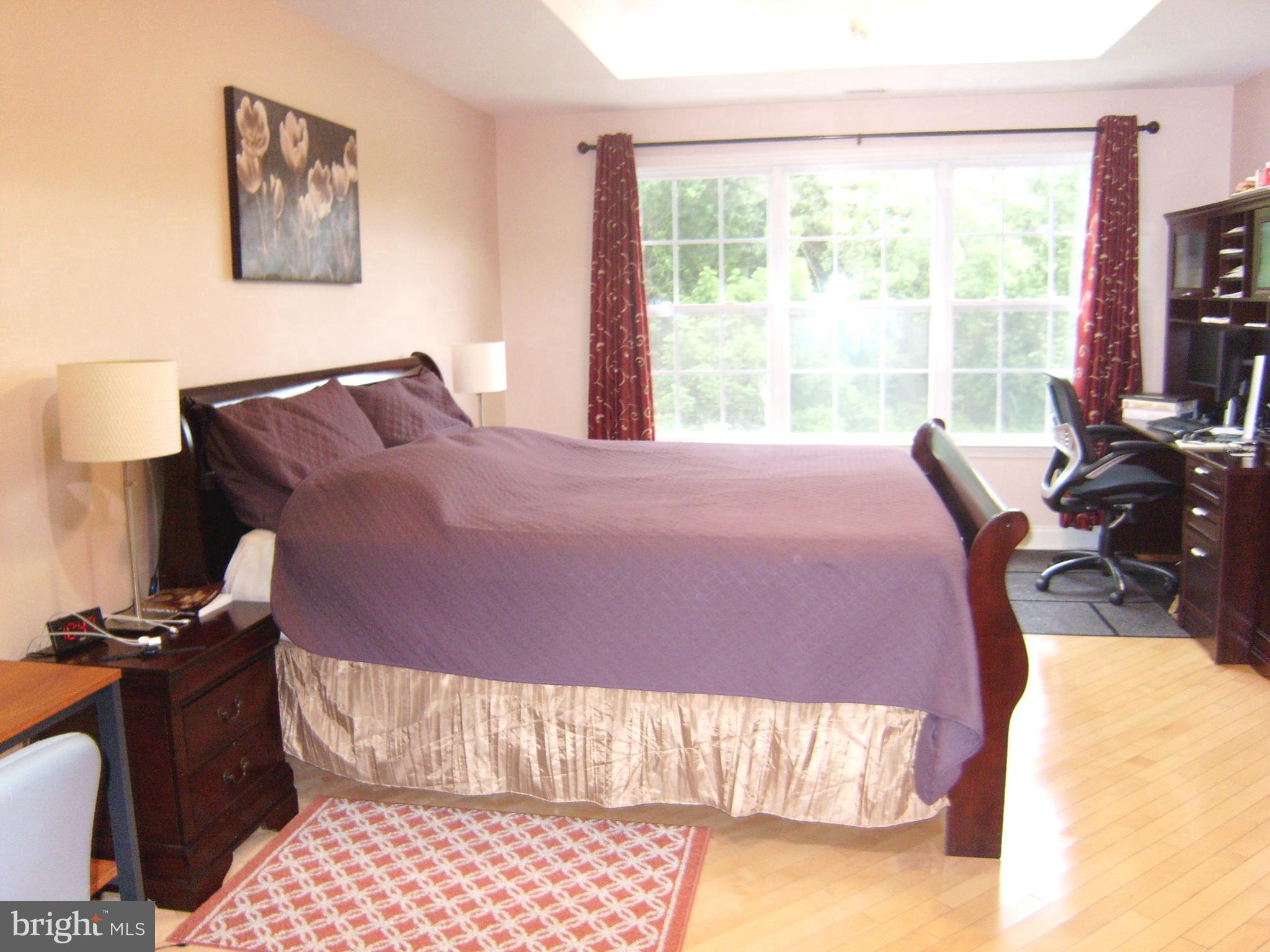 WILTSHIRE WALK - Residential Lease