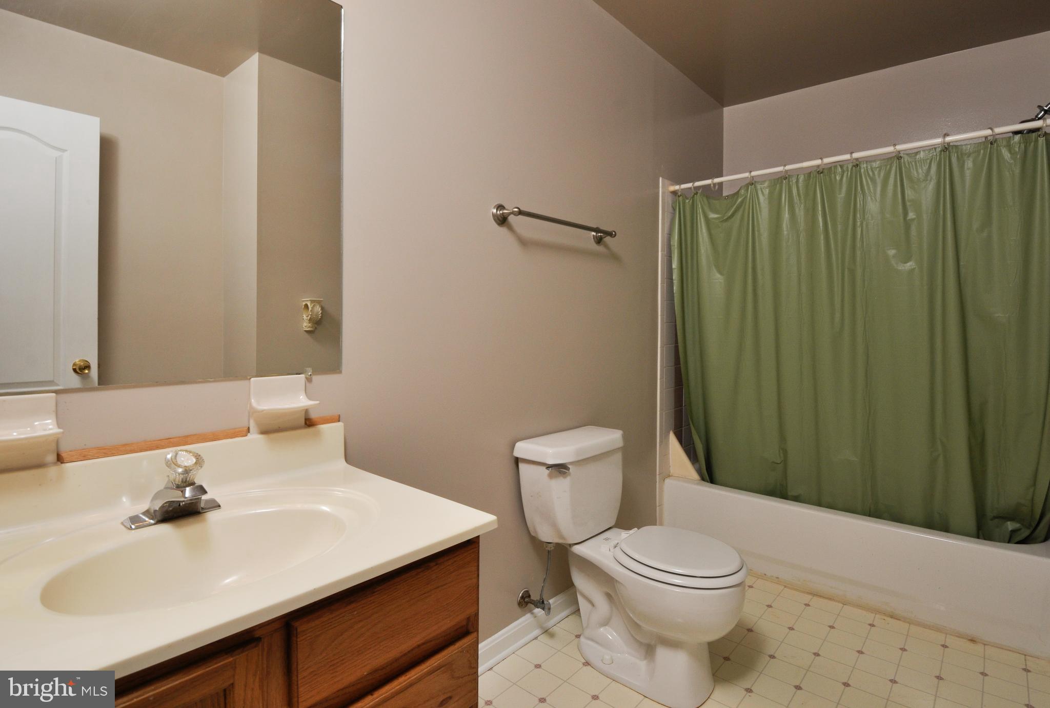 RUFFIN'S POND - Residential