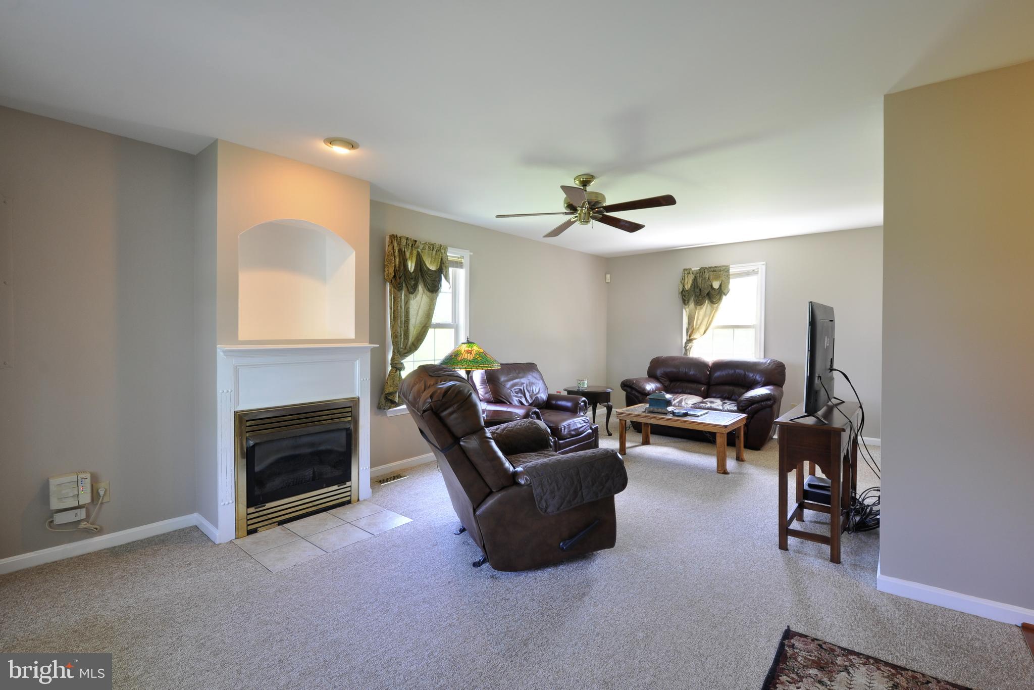 RUFFIN'S POND - Residential