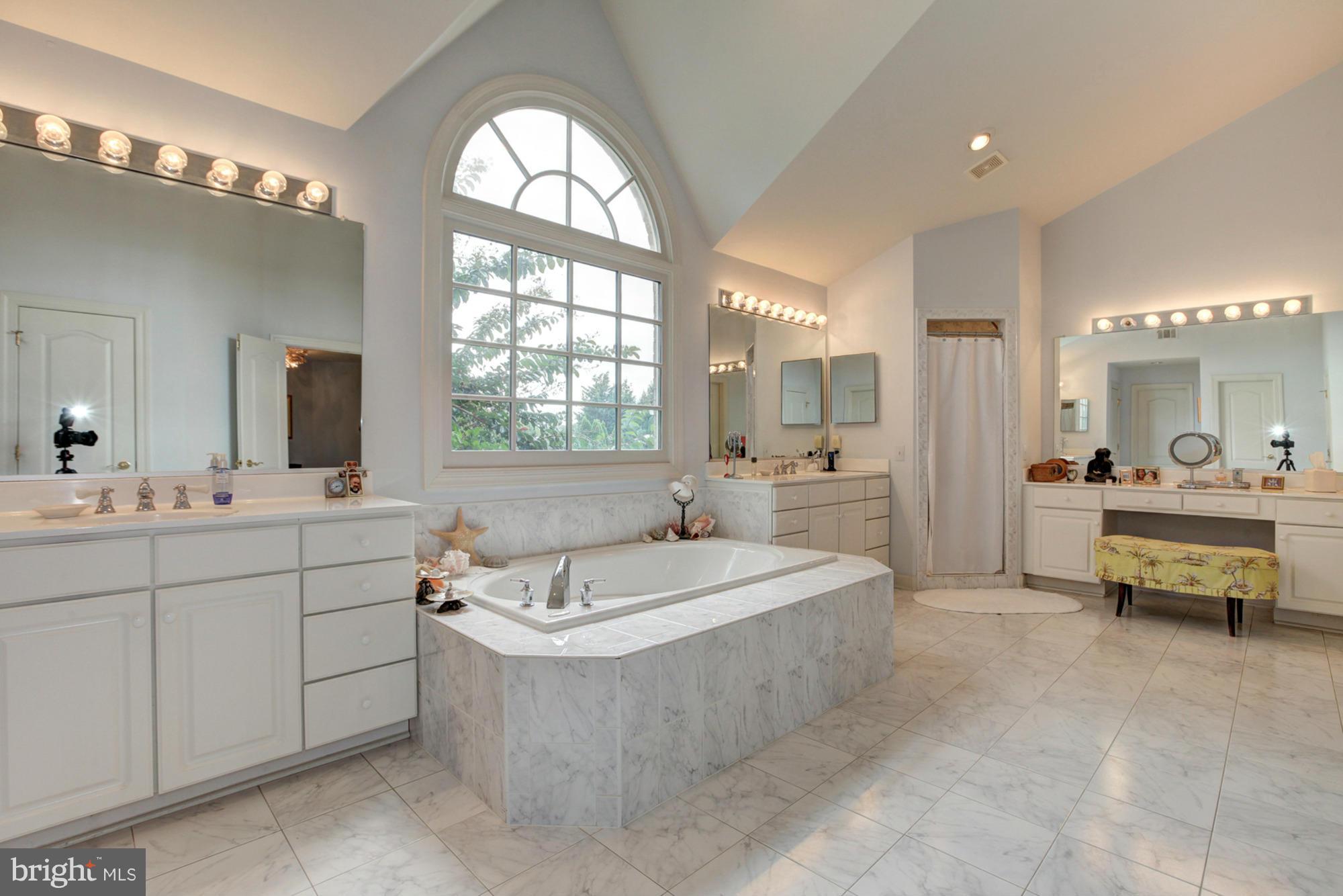 RIVER PLANTATION - Residential