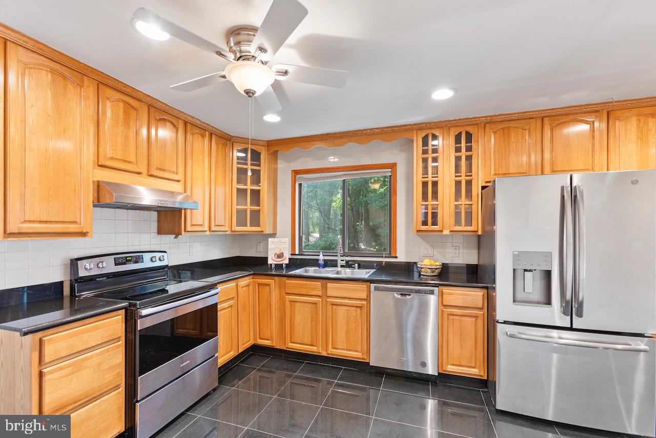 1404 WOLFTRAP RUN ROAD