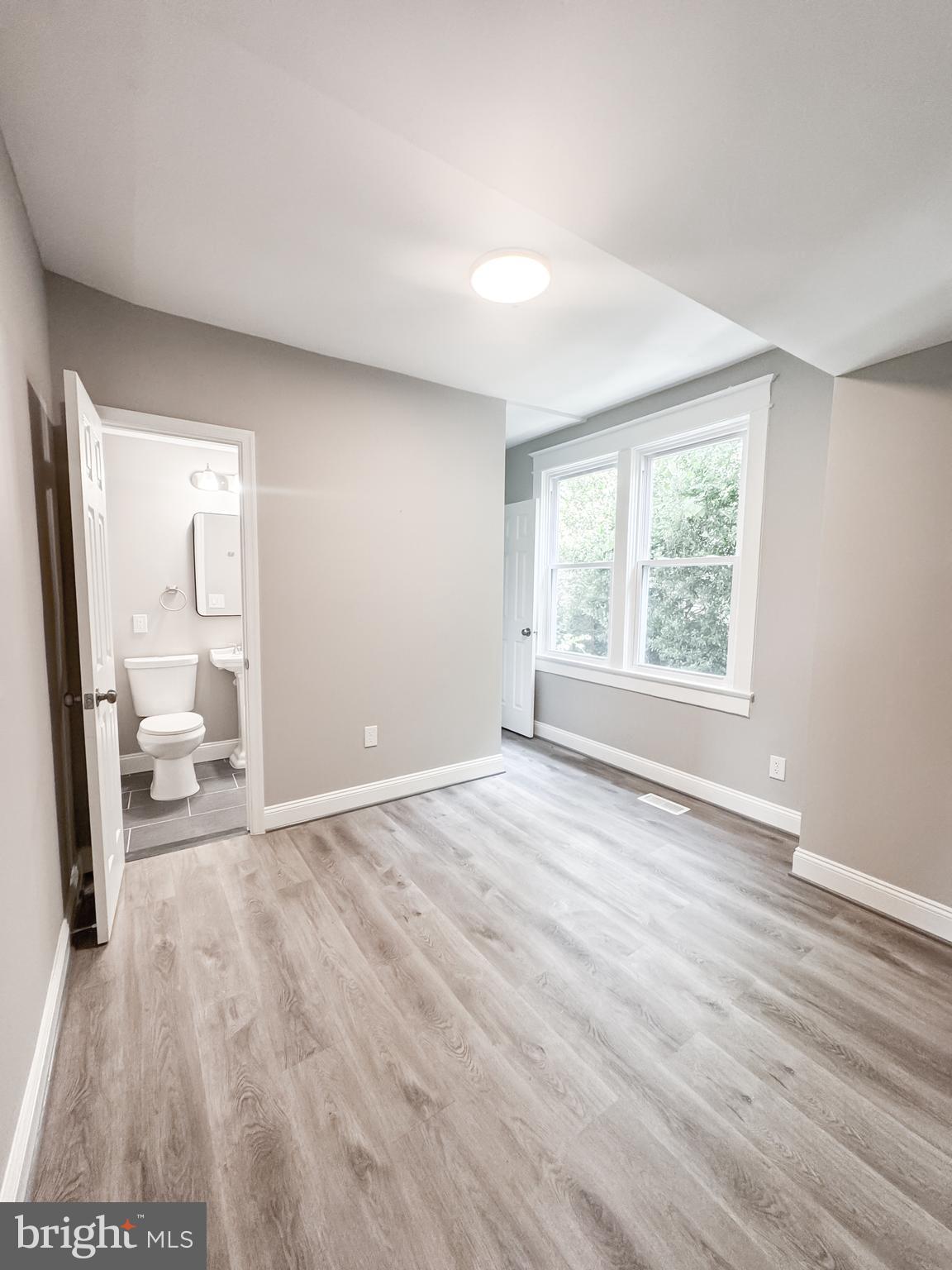 MT RAINIER - Residential