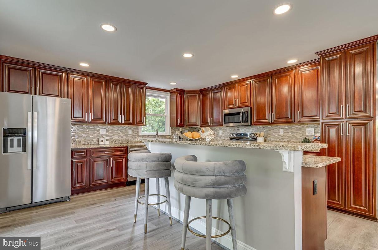 MT RAINIER - Residential