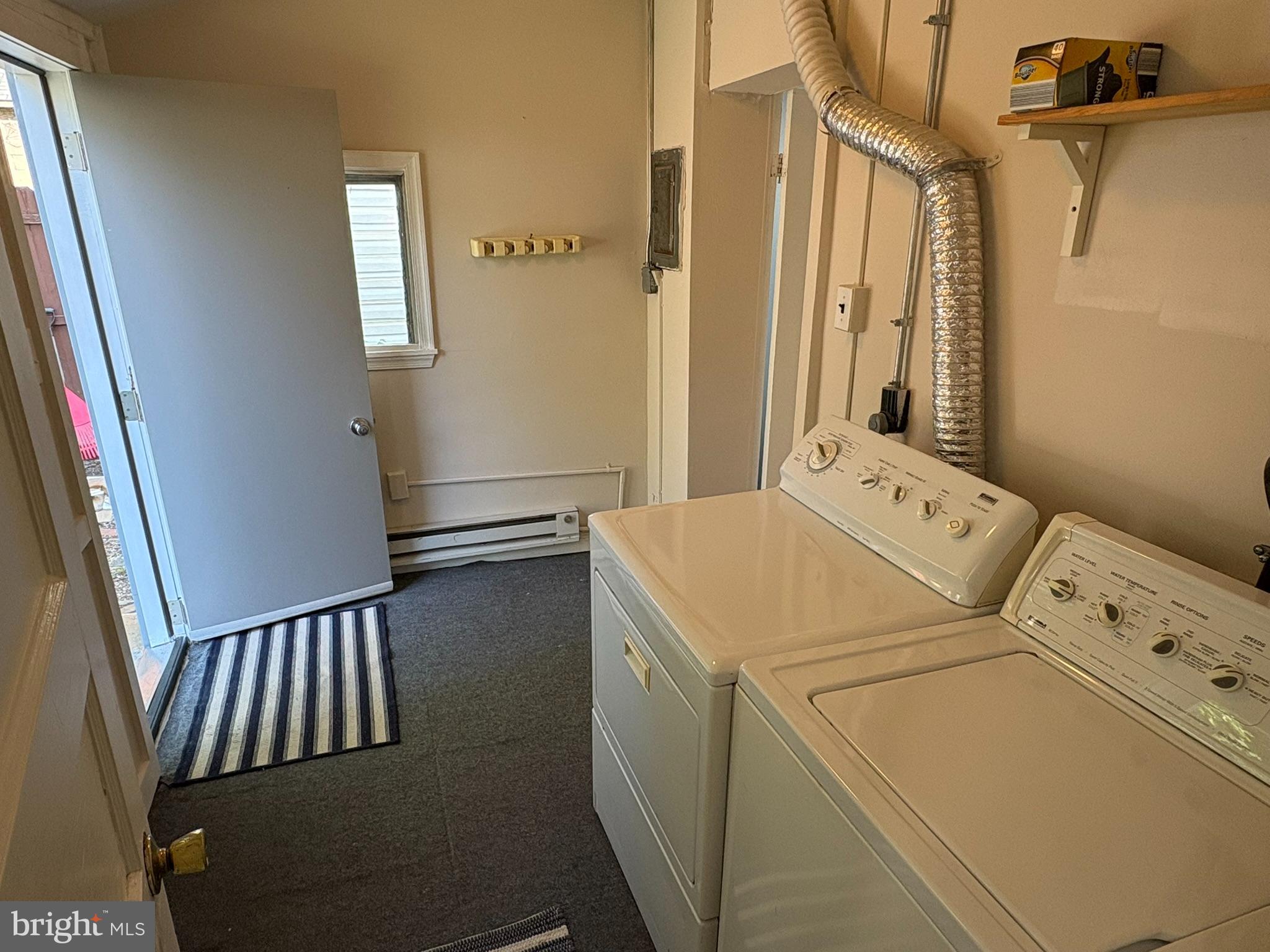 WAVERLY - Residential Lease