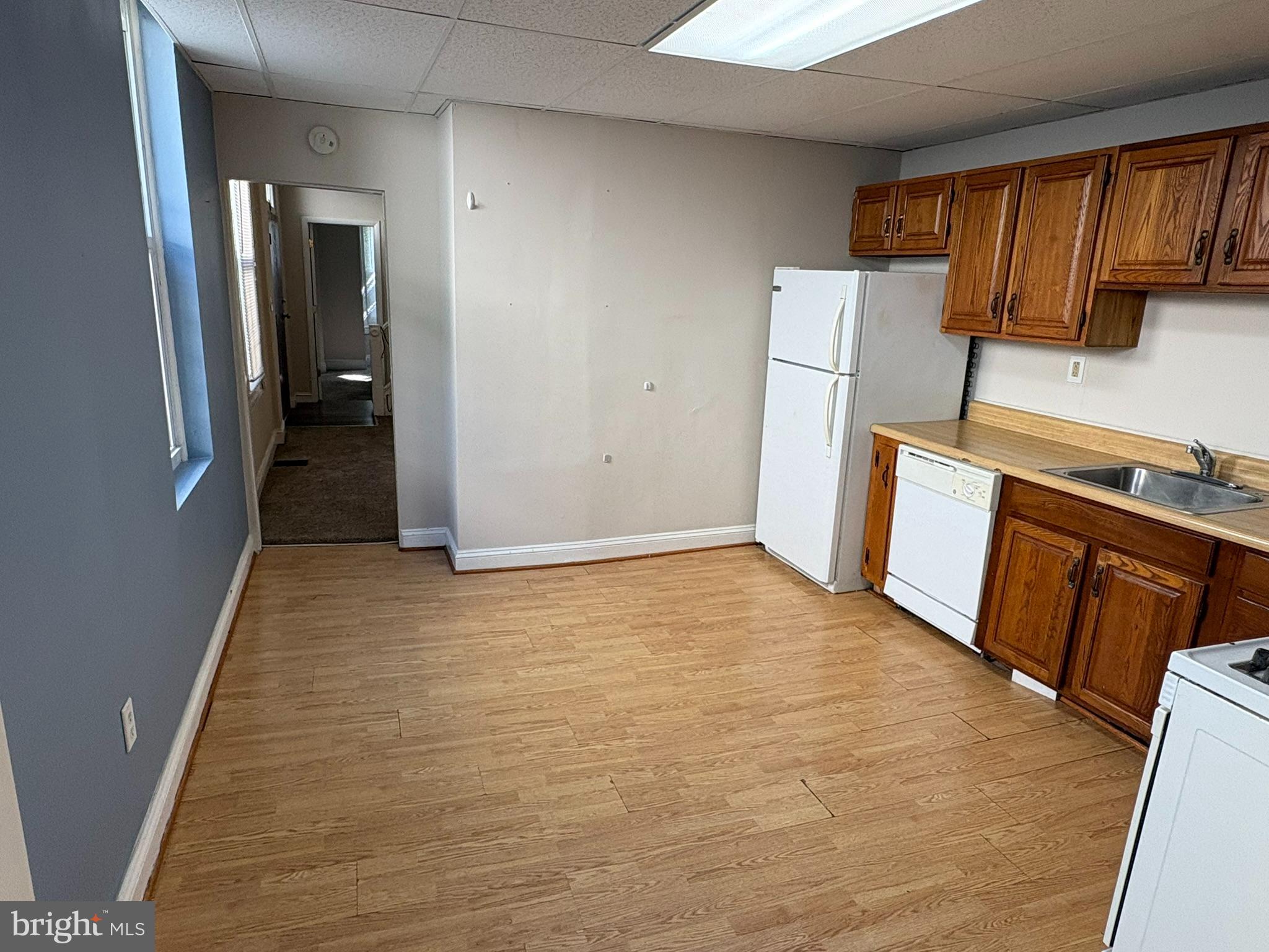 WAVERLY - Residential Lease