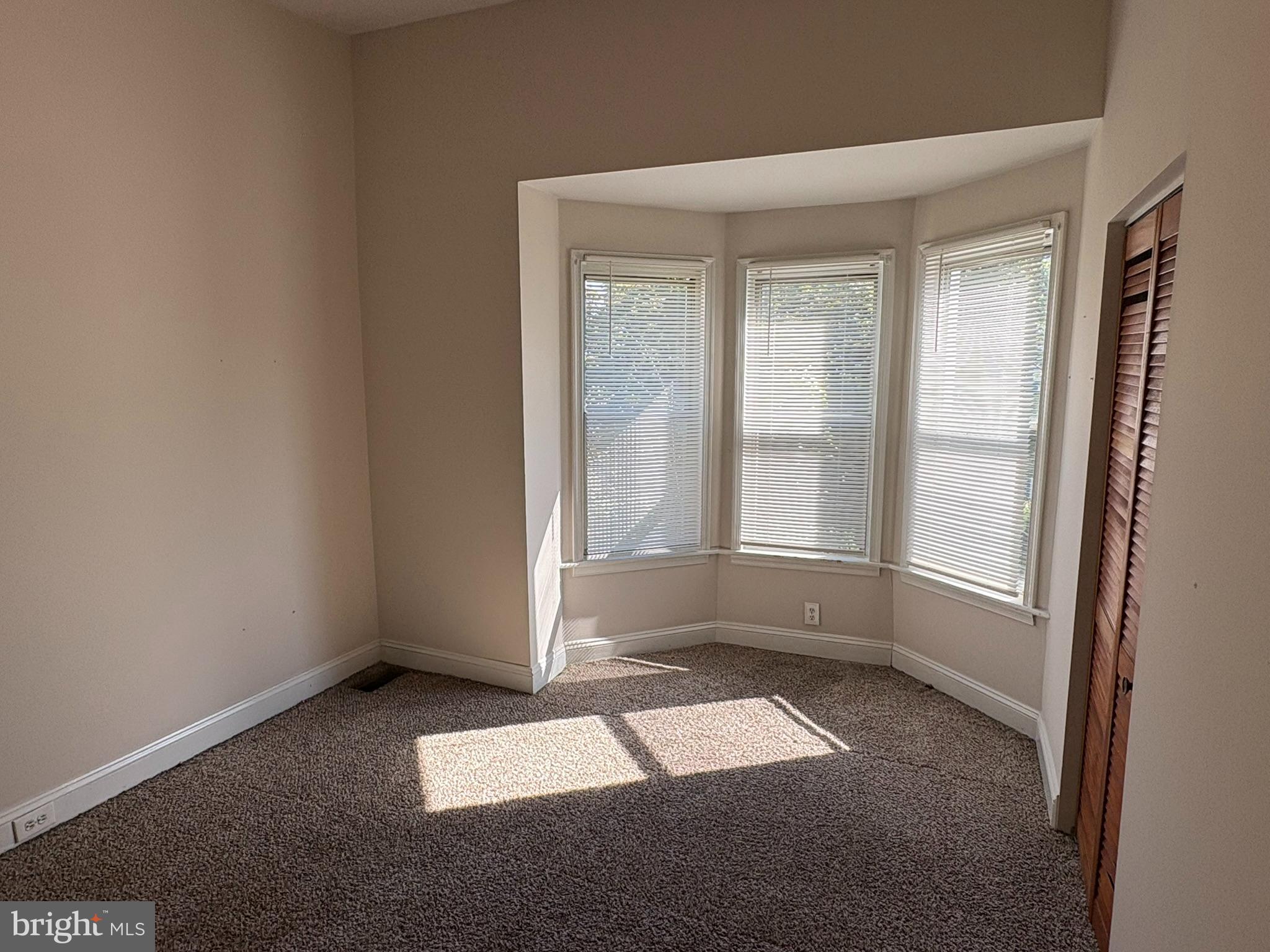 WAVERLY - Residential Lease