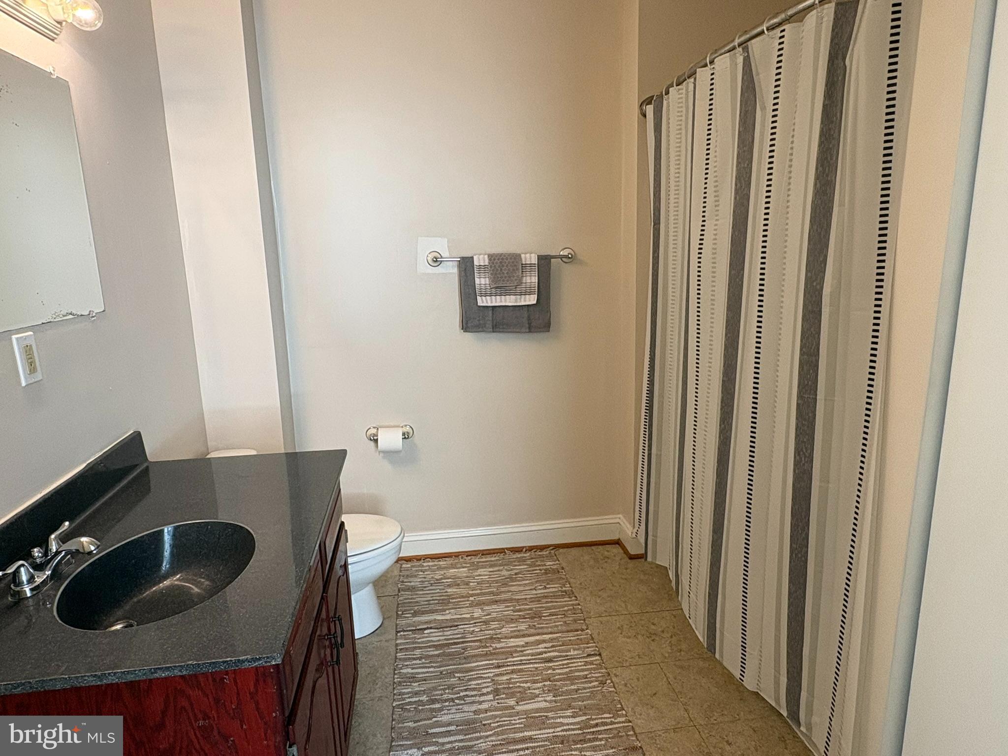 WAVERLY - Residential Lease