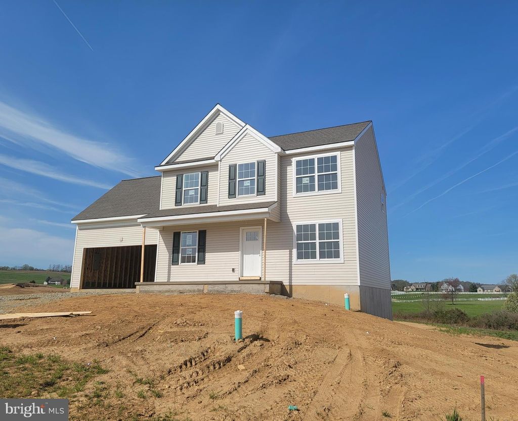 Photo of 105 BROOKSIDE LN, NEW PROVIDENCE, PA 17560 (MLS # PALA2033272)