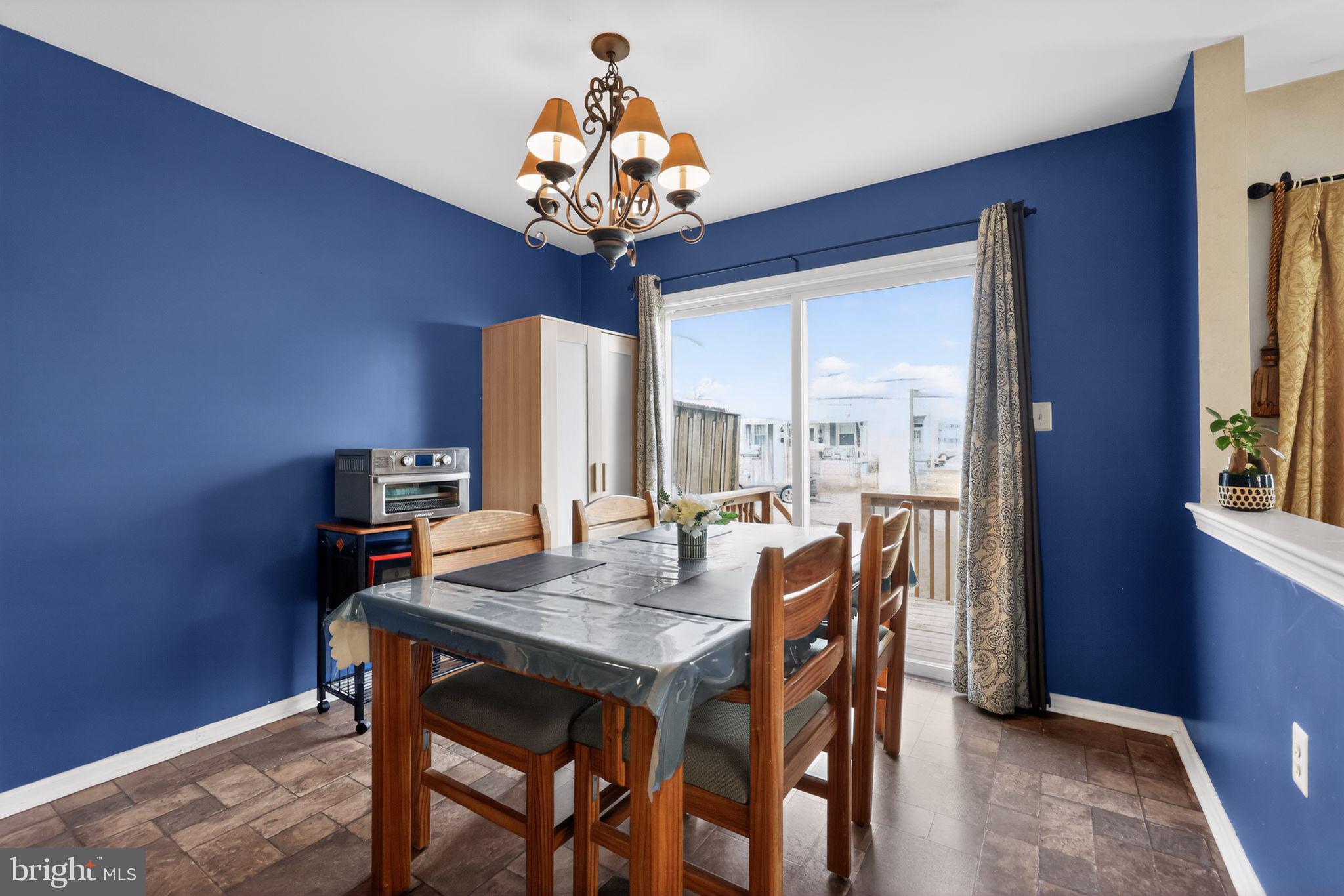 HEATHER MEADOWS - Residential