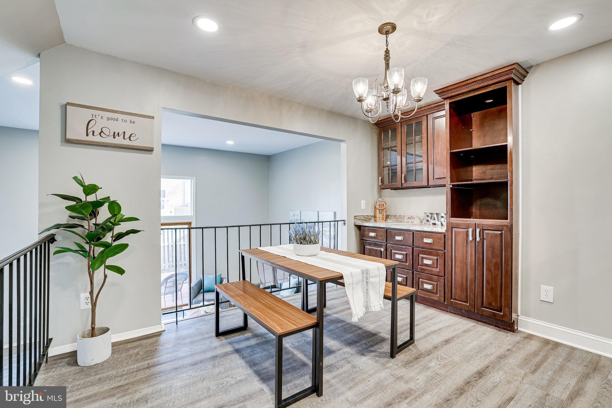 DEEPWOOD - Residential