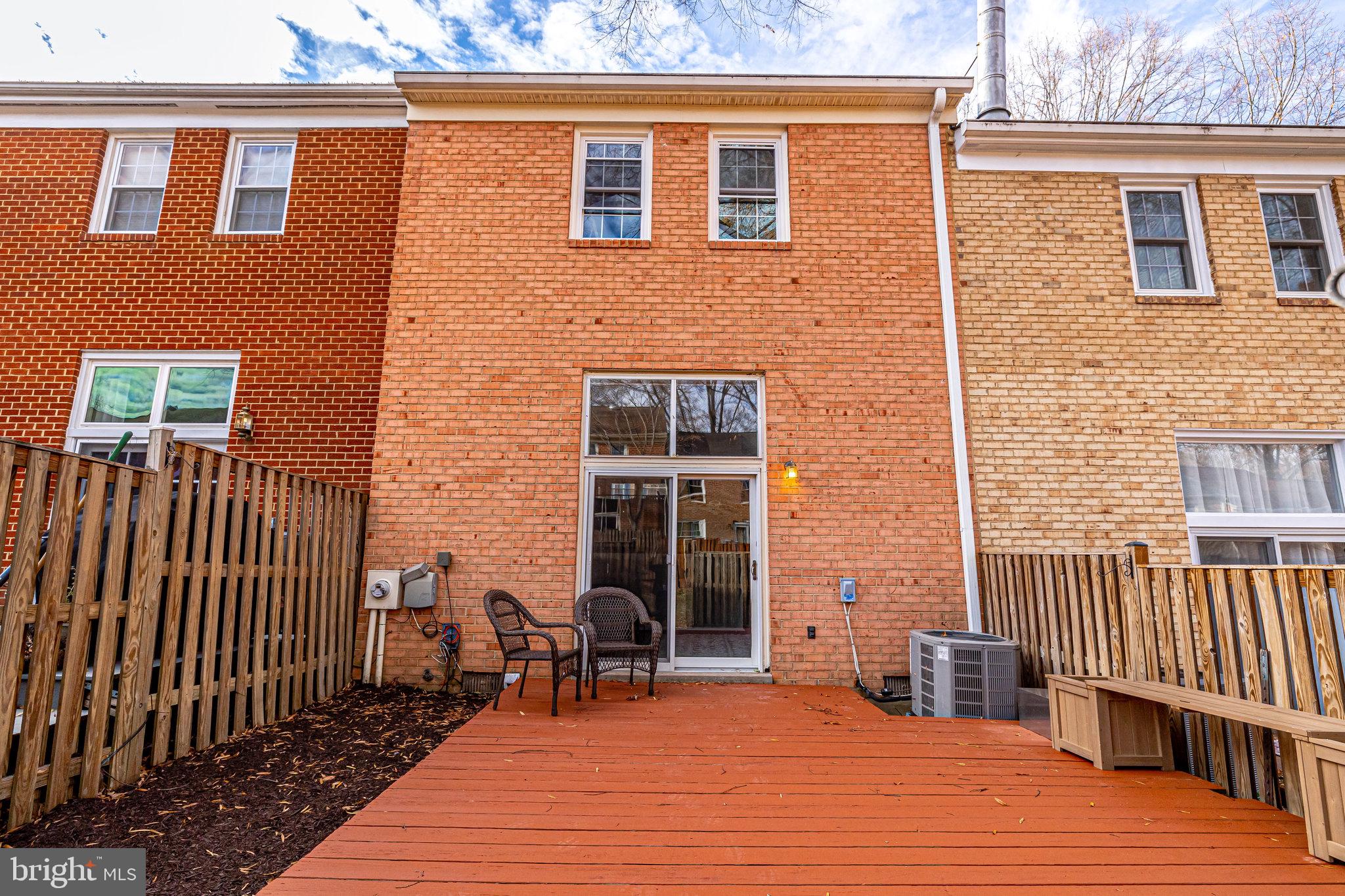 DEEPWOOD - Residential